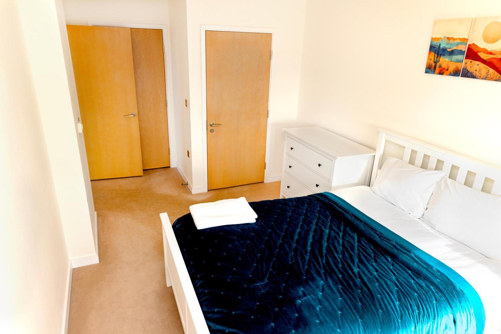 The Place- Greenwich 2-bed Flat
