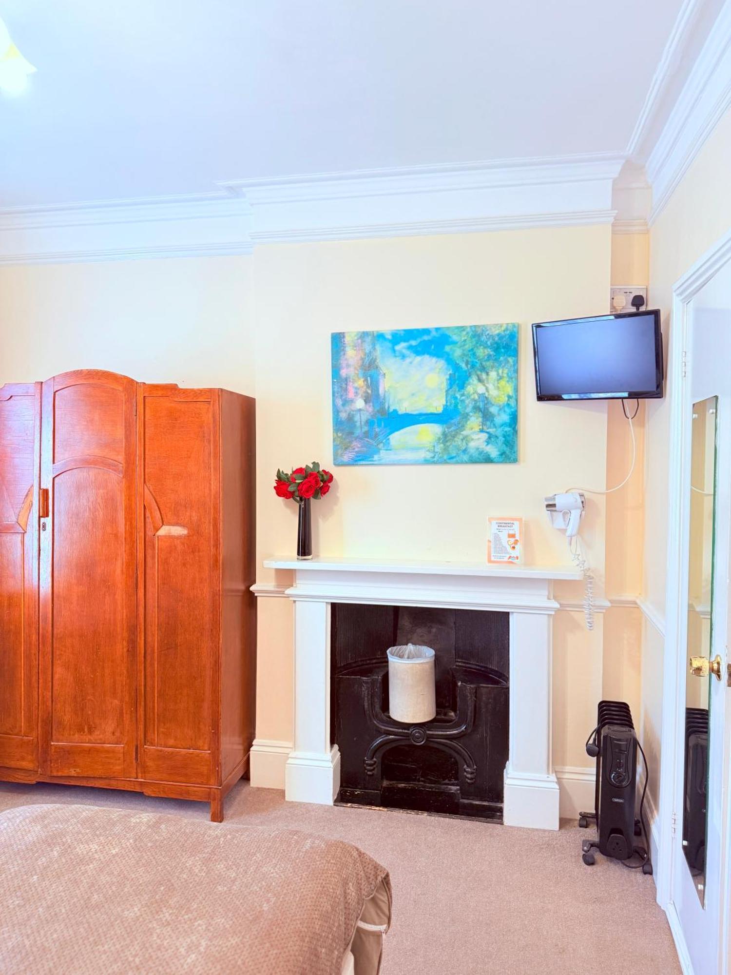 Gjestgiverier Europa House Hotel, Paddington 2*