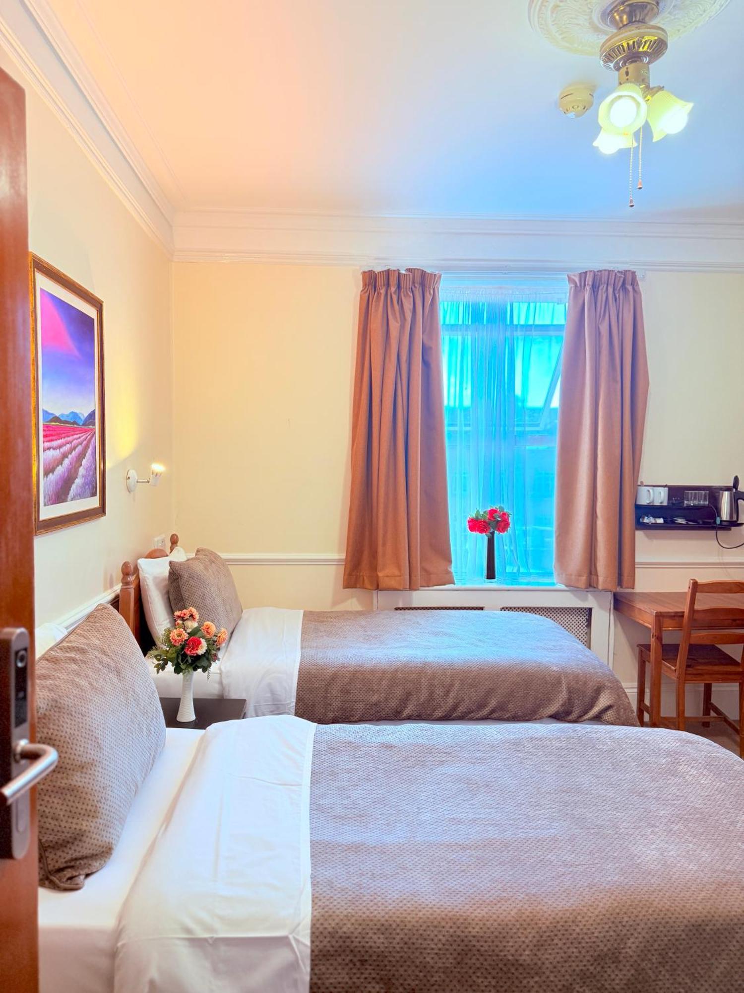 Europa House Hotel, Paddington Gjestgiverier London