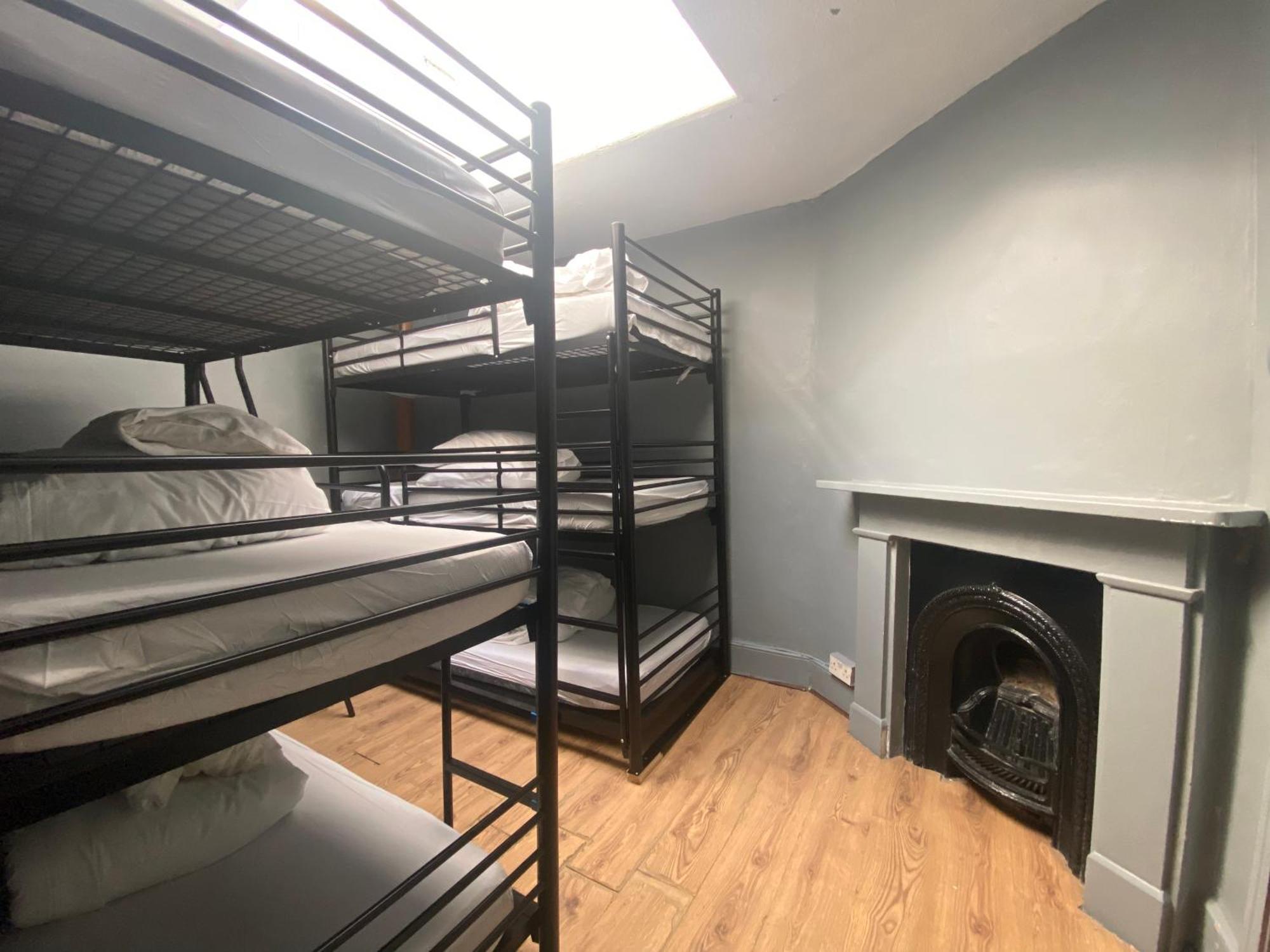 Hostel Queen Elizabeth London