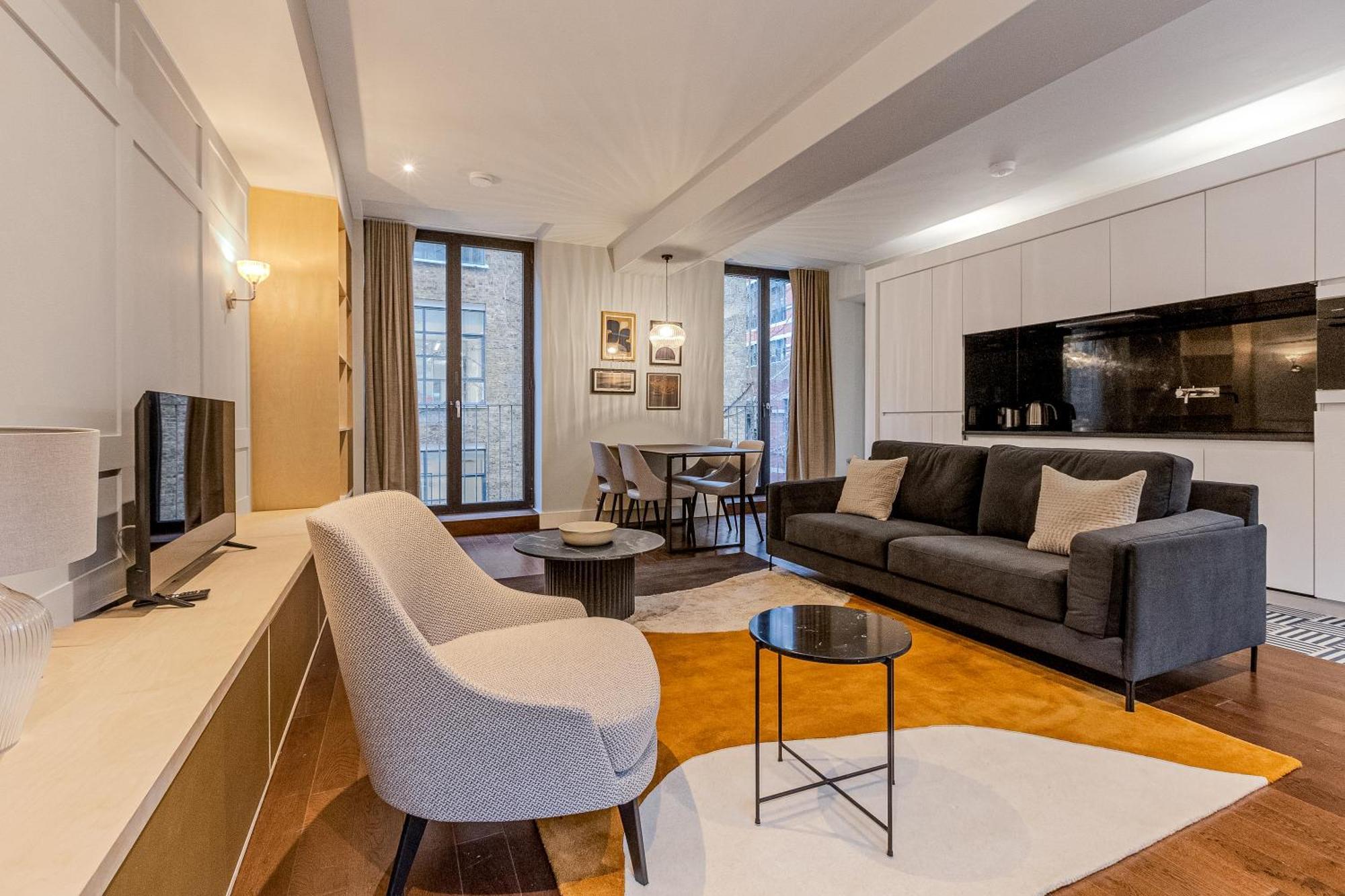 Apartment Modernized Serviced 3 Minutes From Blackfriars