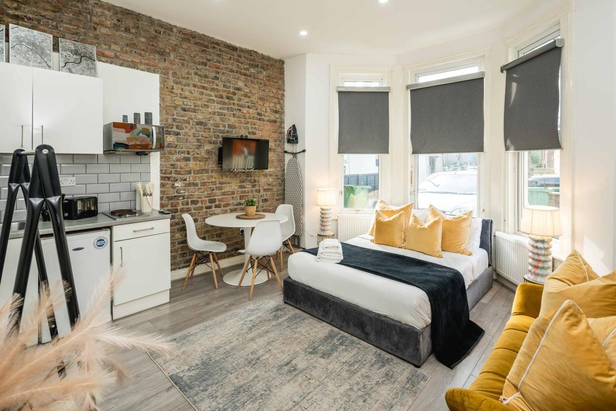 Apartment Comfortable By Kilburn & Hampstead Station London
