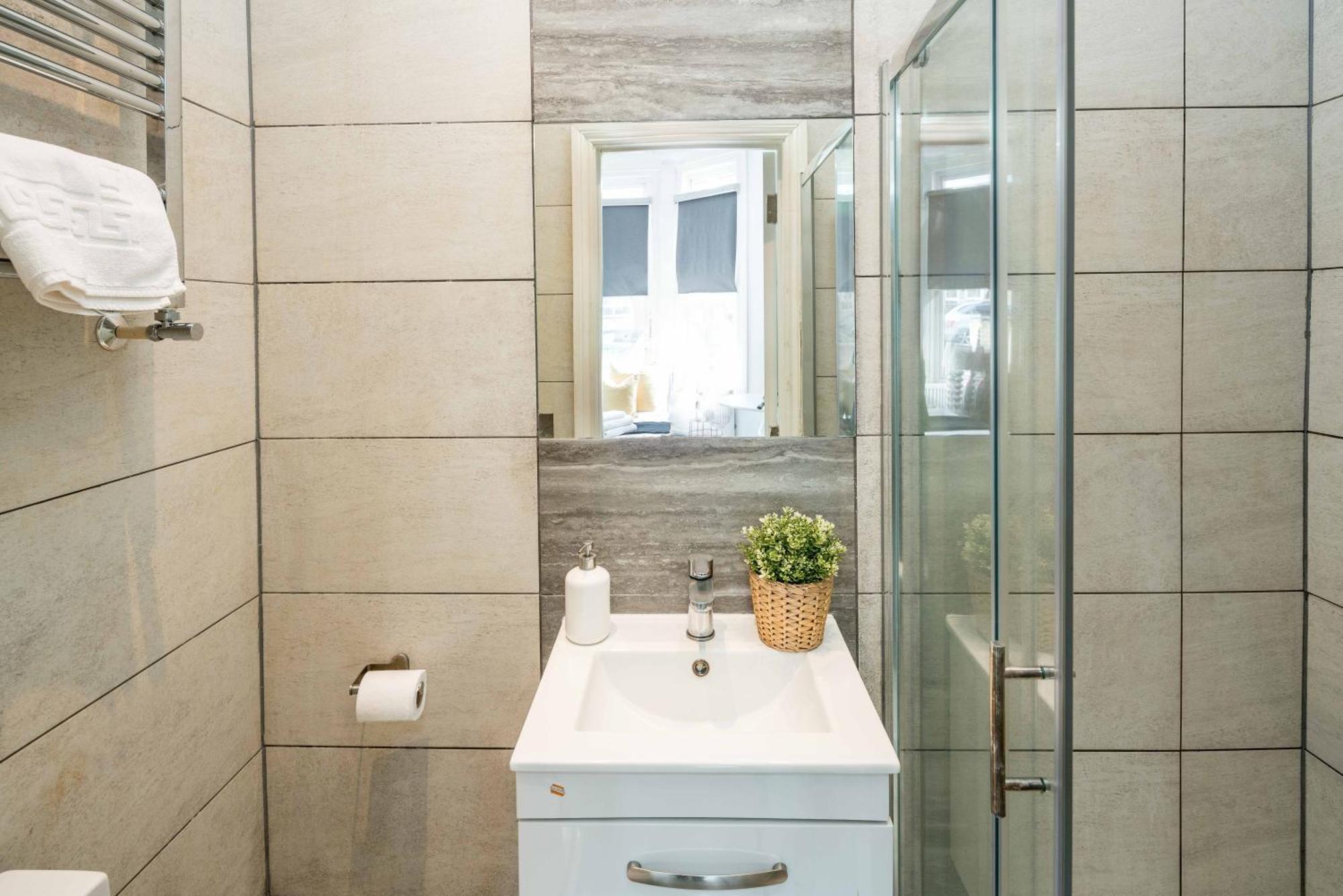Apartment Comfortable By Kilburn & Hampstead Station *