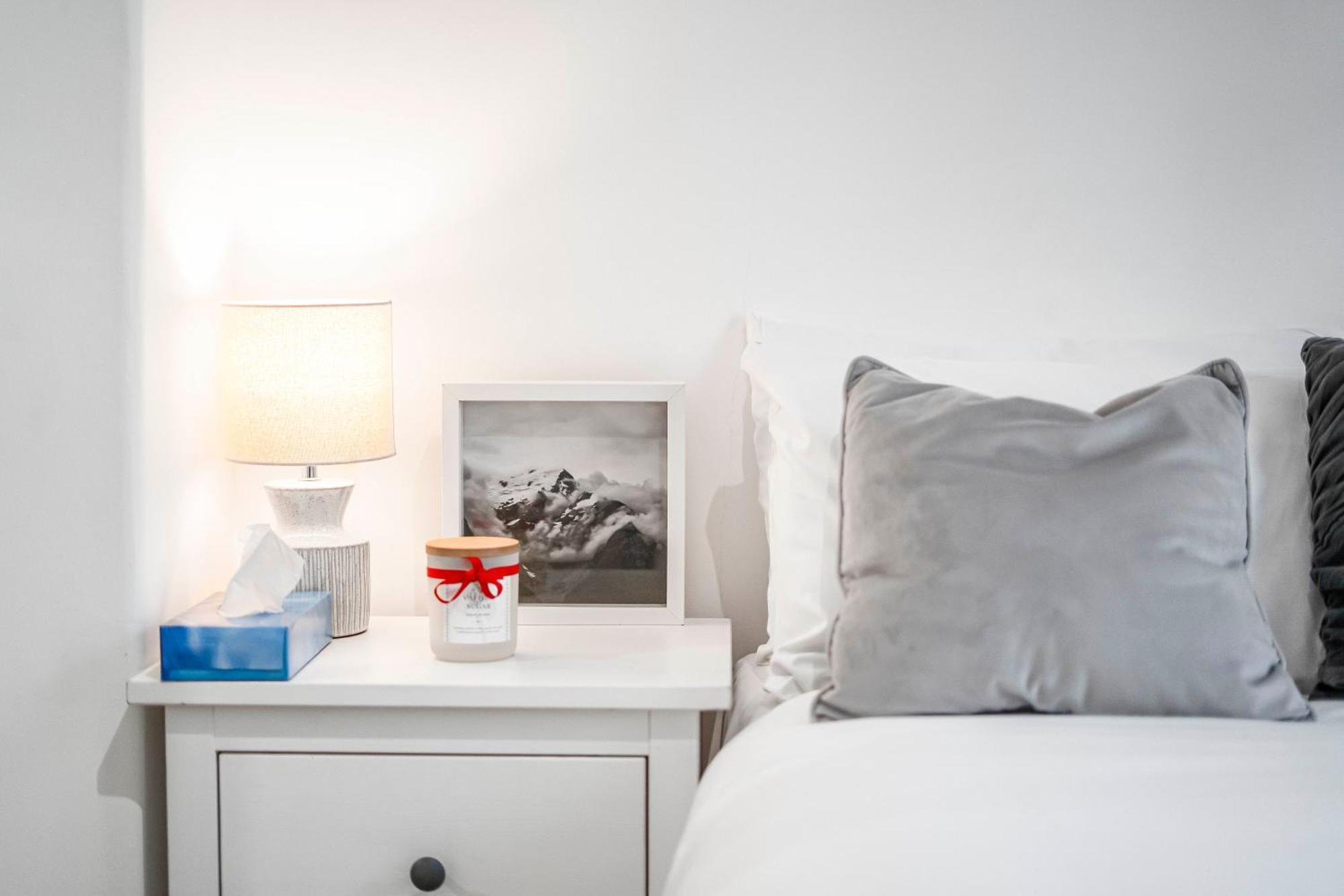 Apartment Gem In Waterloo,