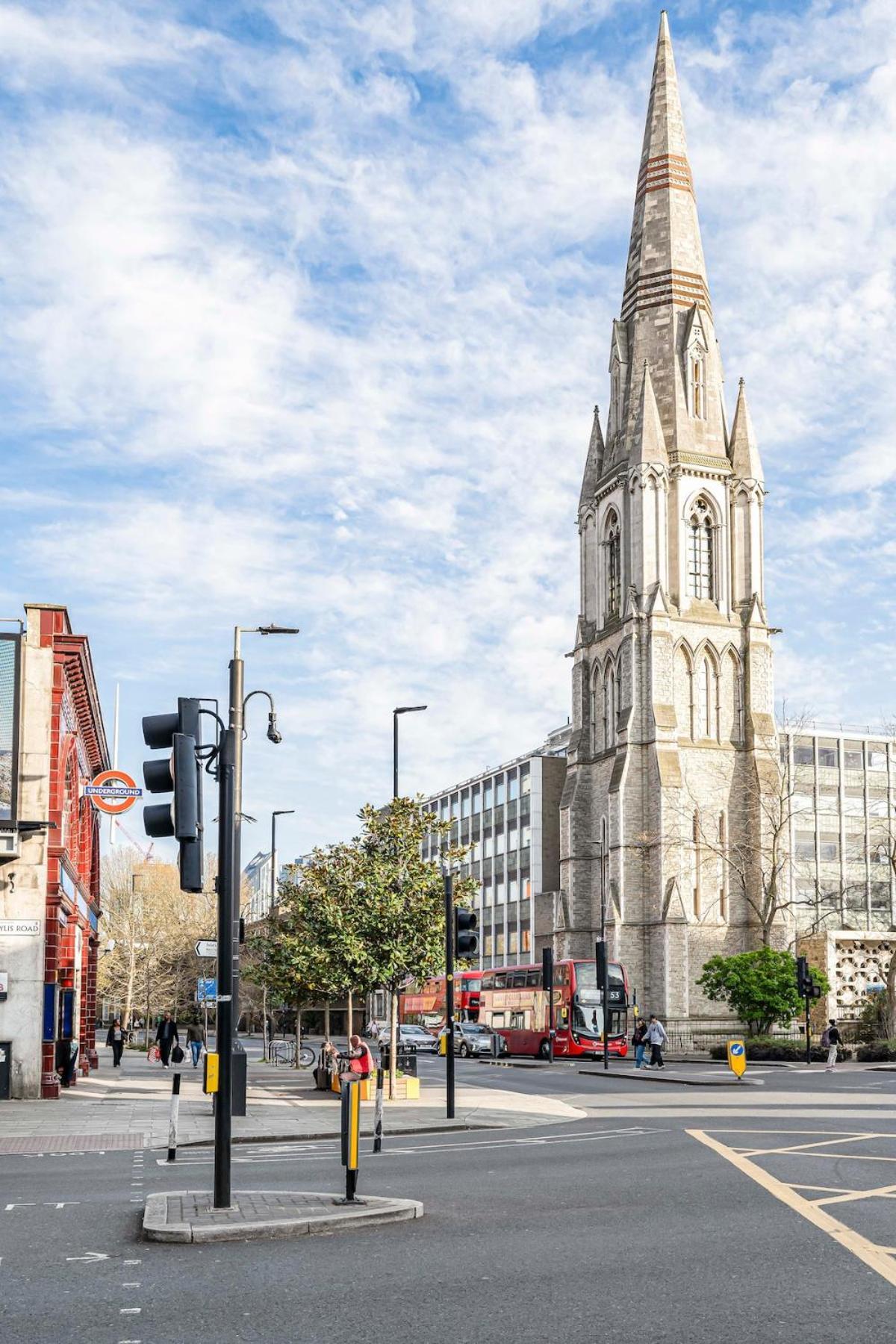 Gem In Waterloo, Apartment London