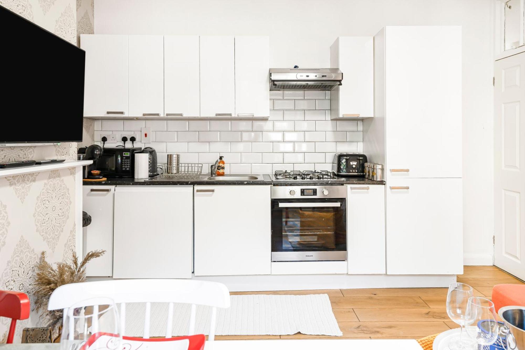 Apartment Gem In Waterloo, London