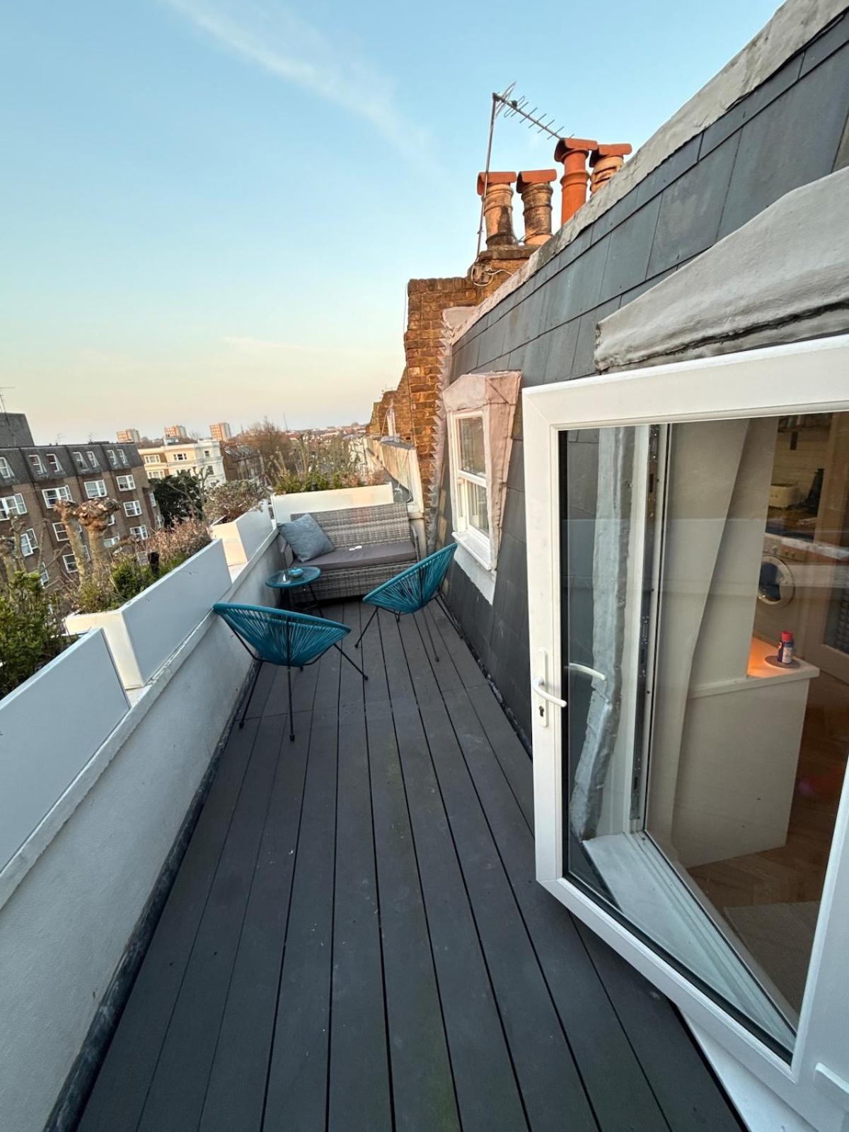 Stylish Cosy Rooftop Flat In Maida Vale Apartment London
