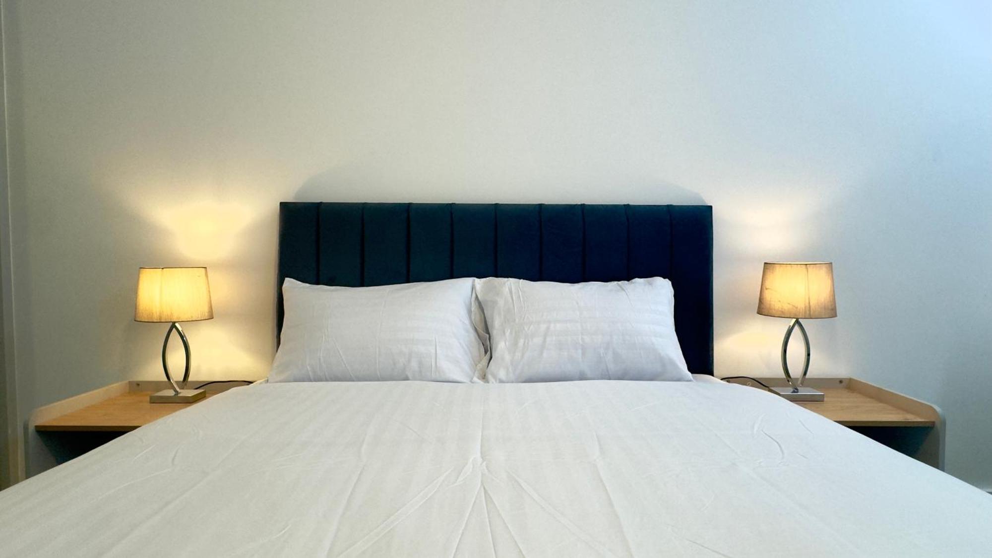 Apartment Luxury 2 Bedroom By Aljoori London