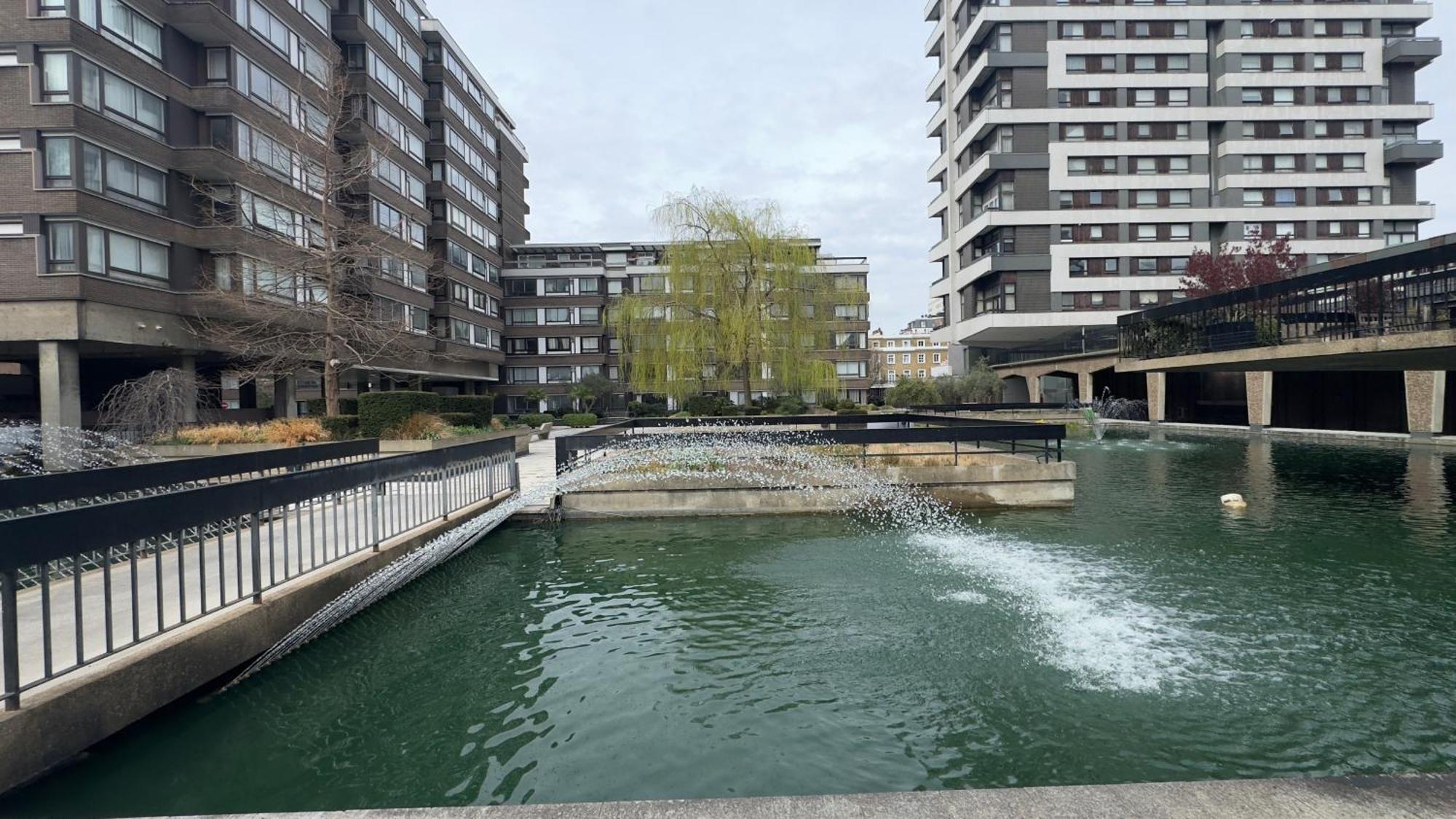 Apartment Luxury 2 Bedroom By Aljoori London