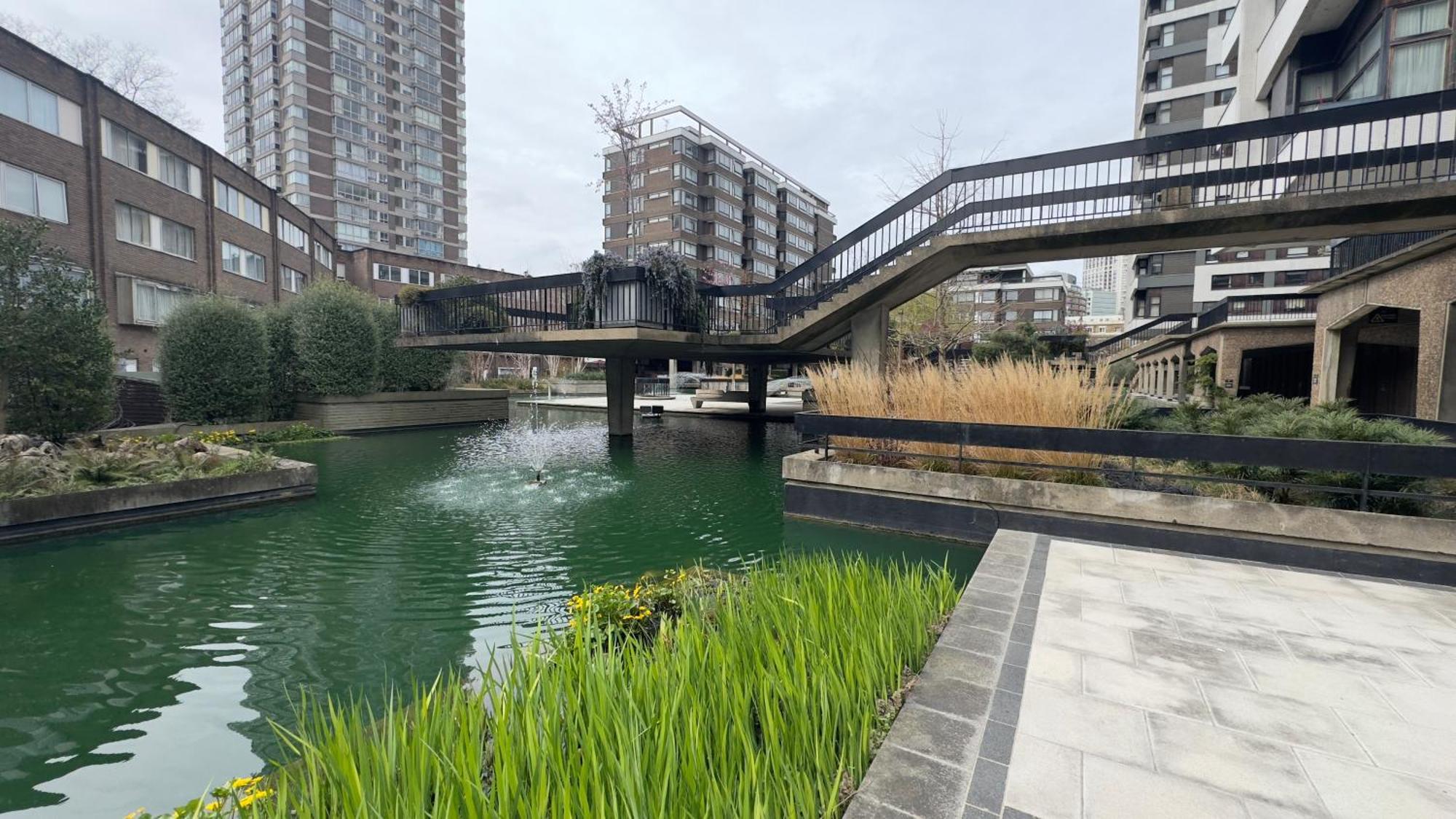Apartment Luxury 2 Bedroom By Aljoori London