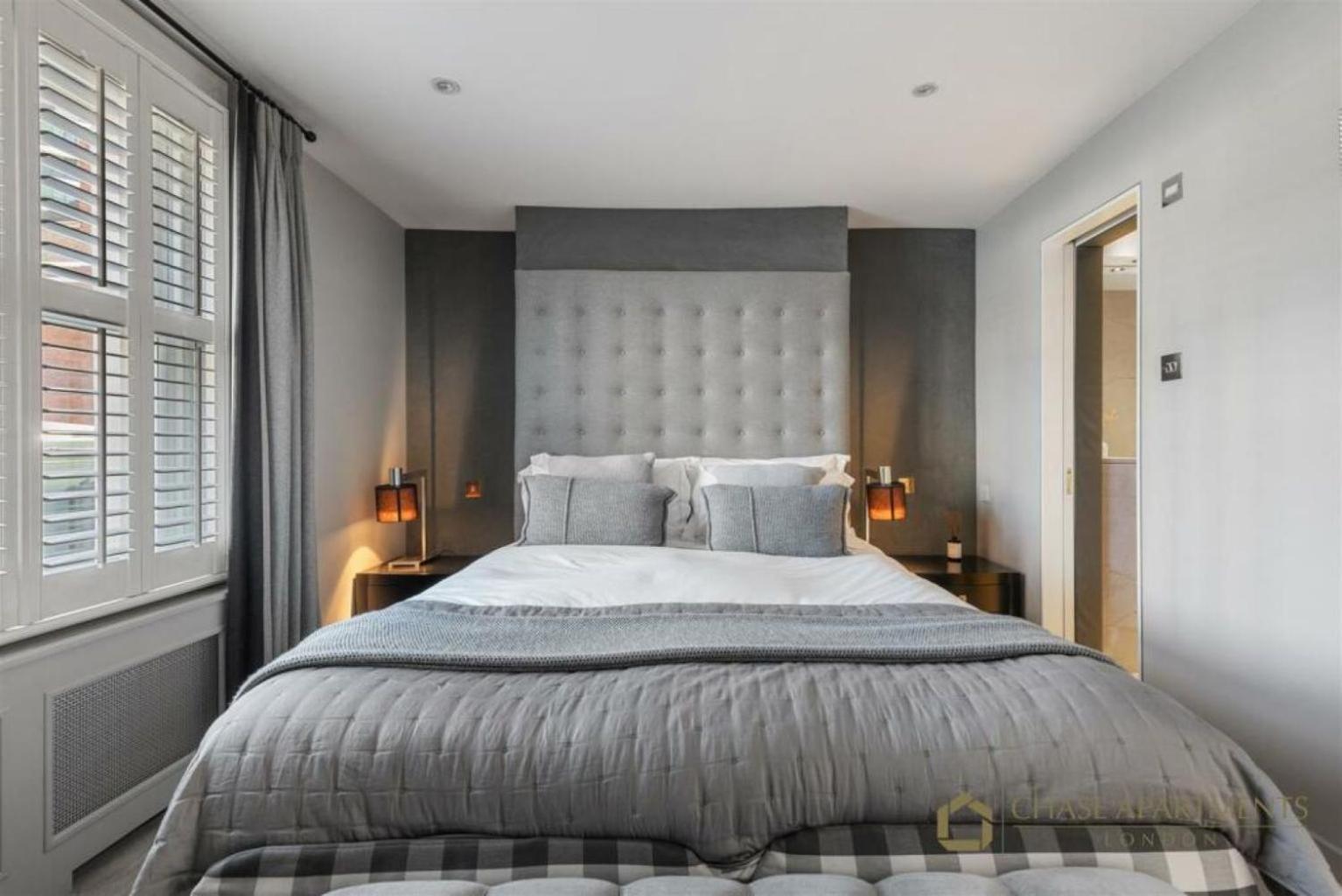6 Million Pound Designer Belgravia Residences Sleeps 10 Apartment London