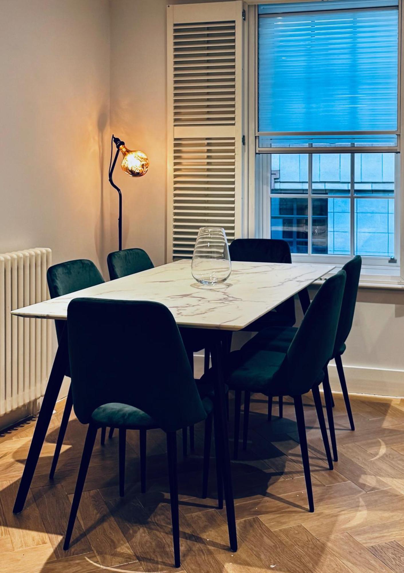 Apartment Chic In Soho Mayfair London