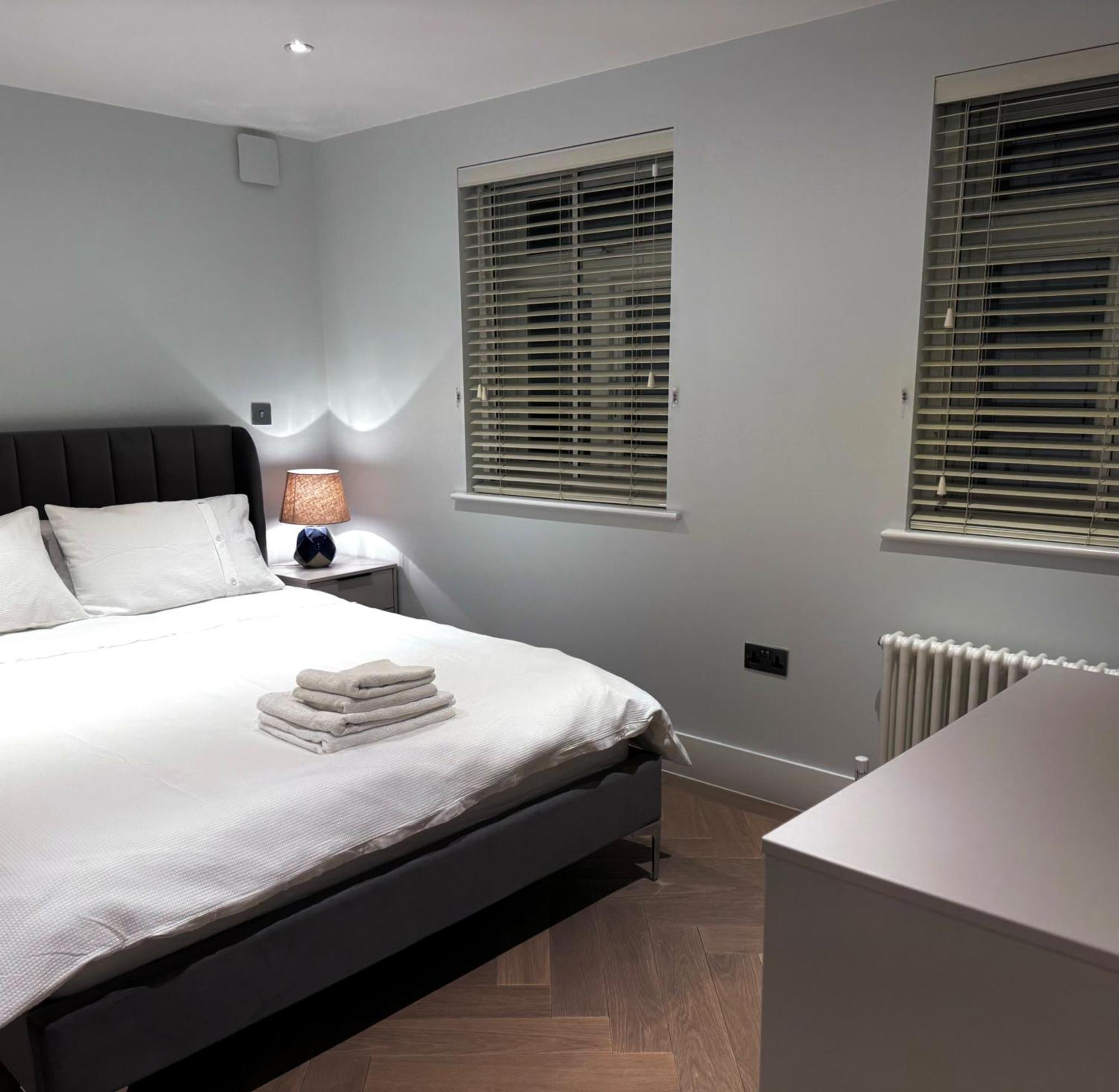 Chic In Soho Mayfair Apartment