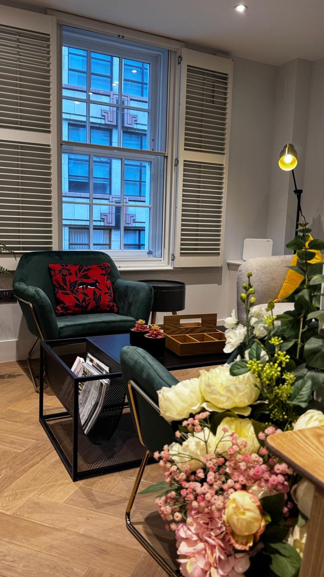 Chic In Soho Mayfair * London