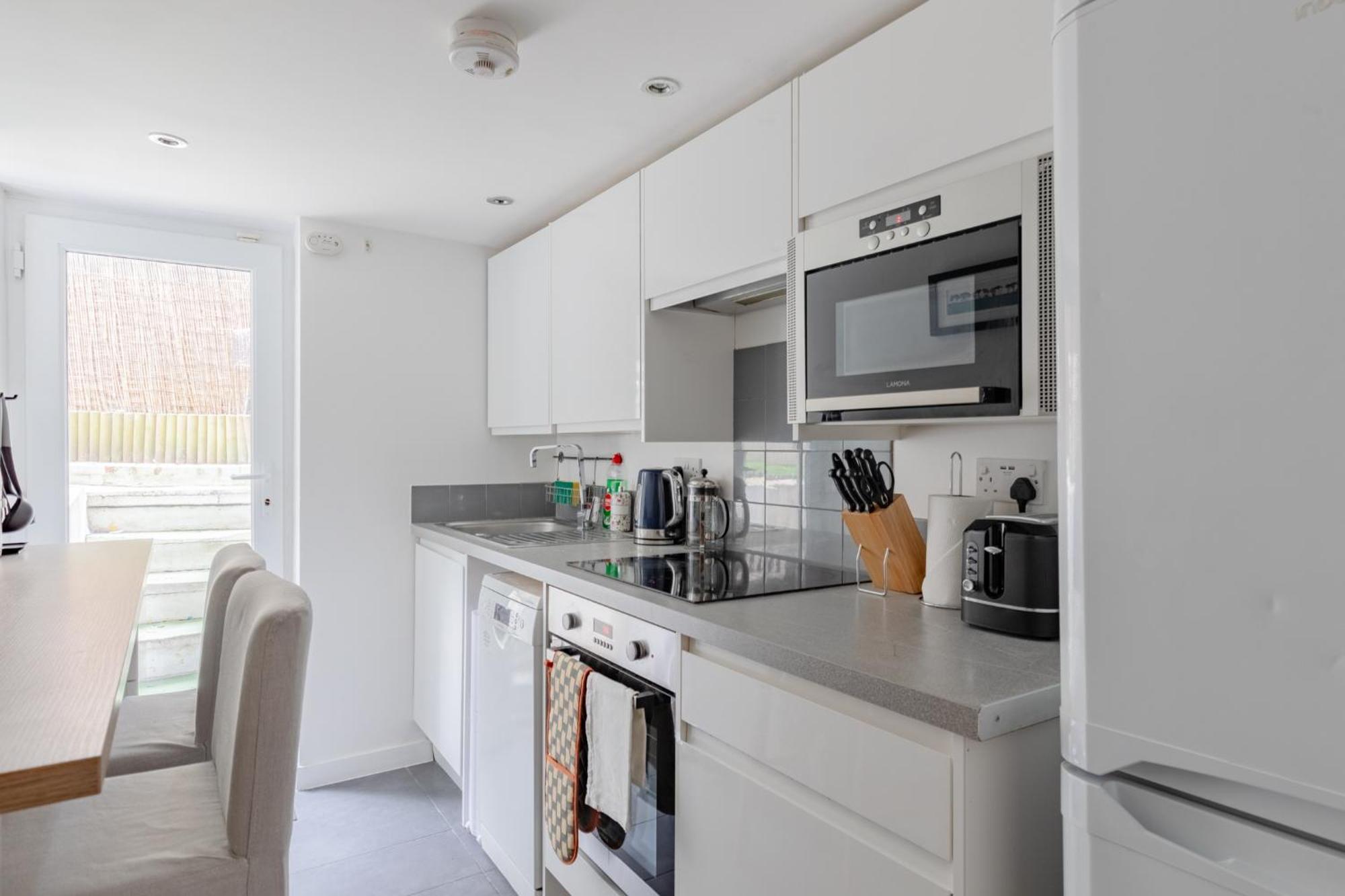 Cosy 1bd Flat Heart Of North West Apartment *