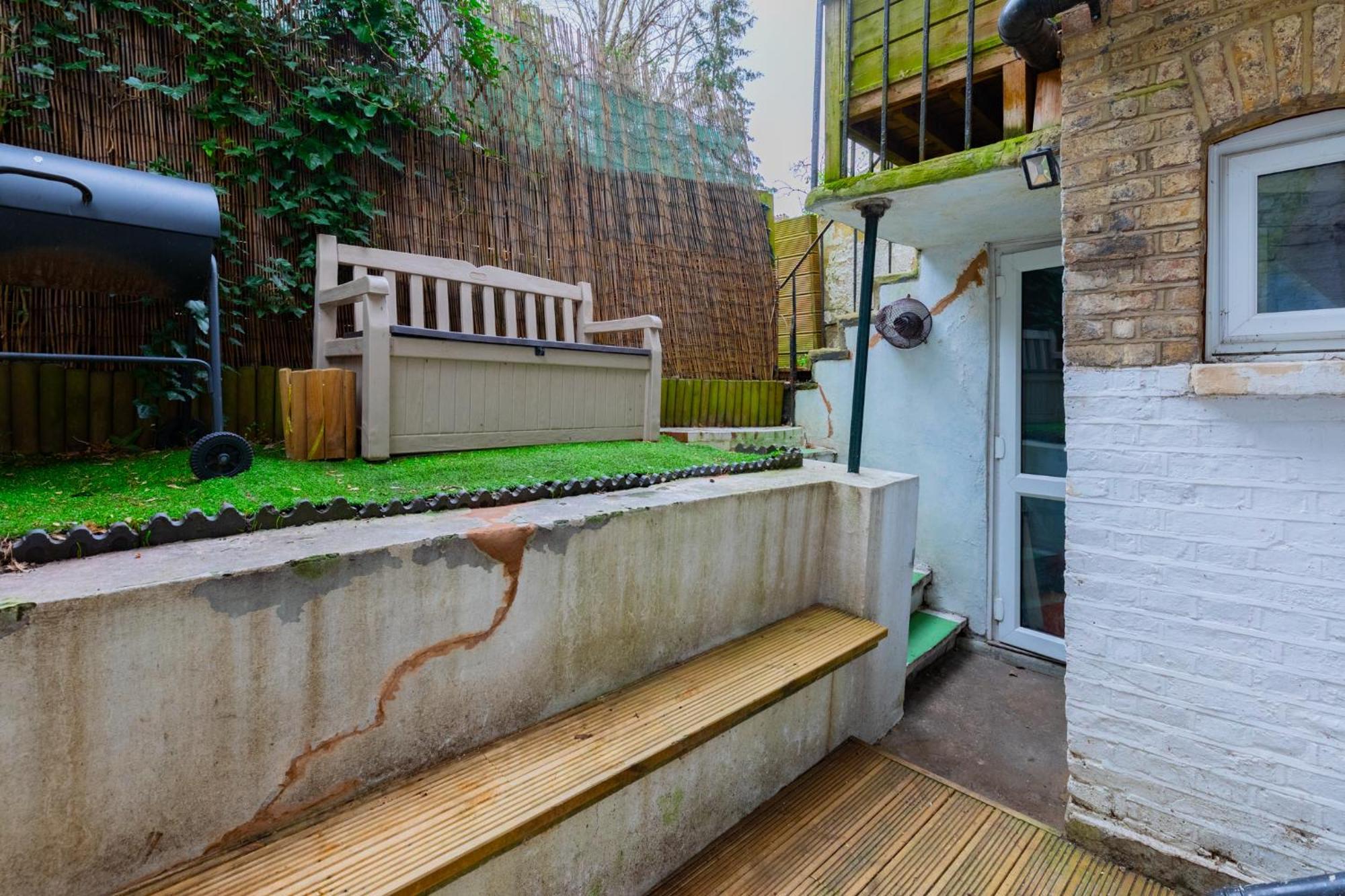 Cosy 1bd Flat Heart Of North West * London
