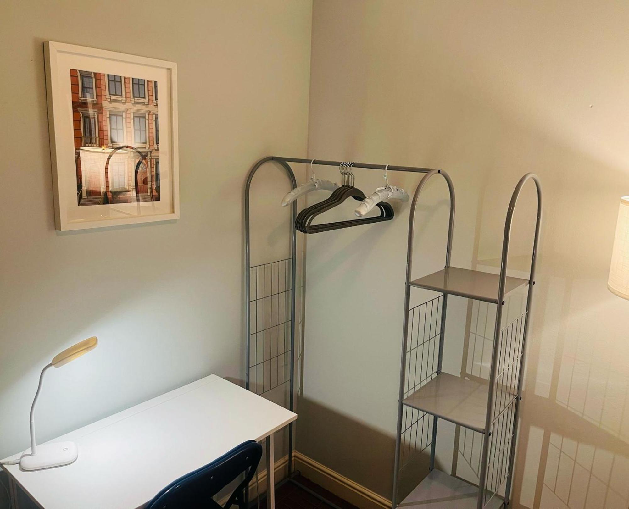 Gjestgiverier Cosy Clapham Retreat - 2 Min Walk To Tube