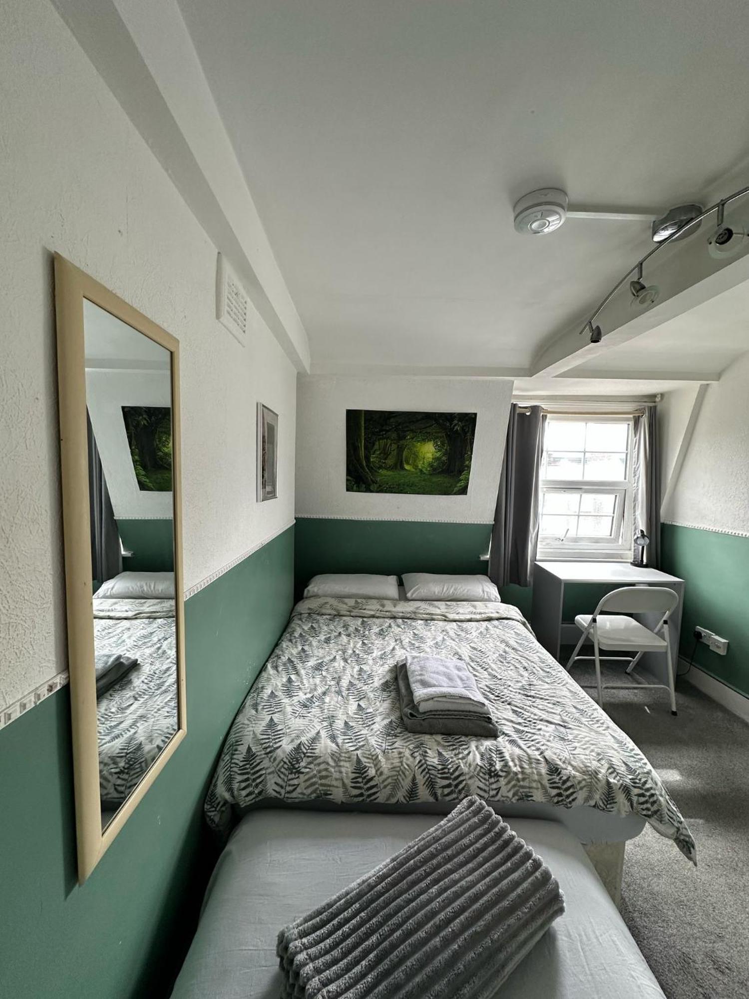 Keysan House 5 Gasthuis 2*