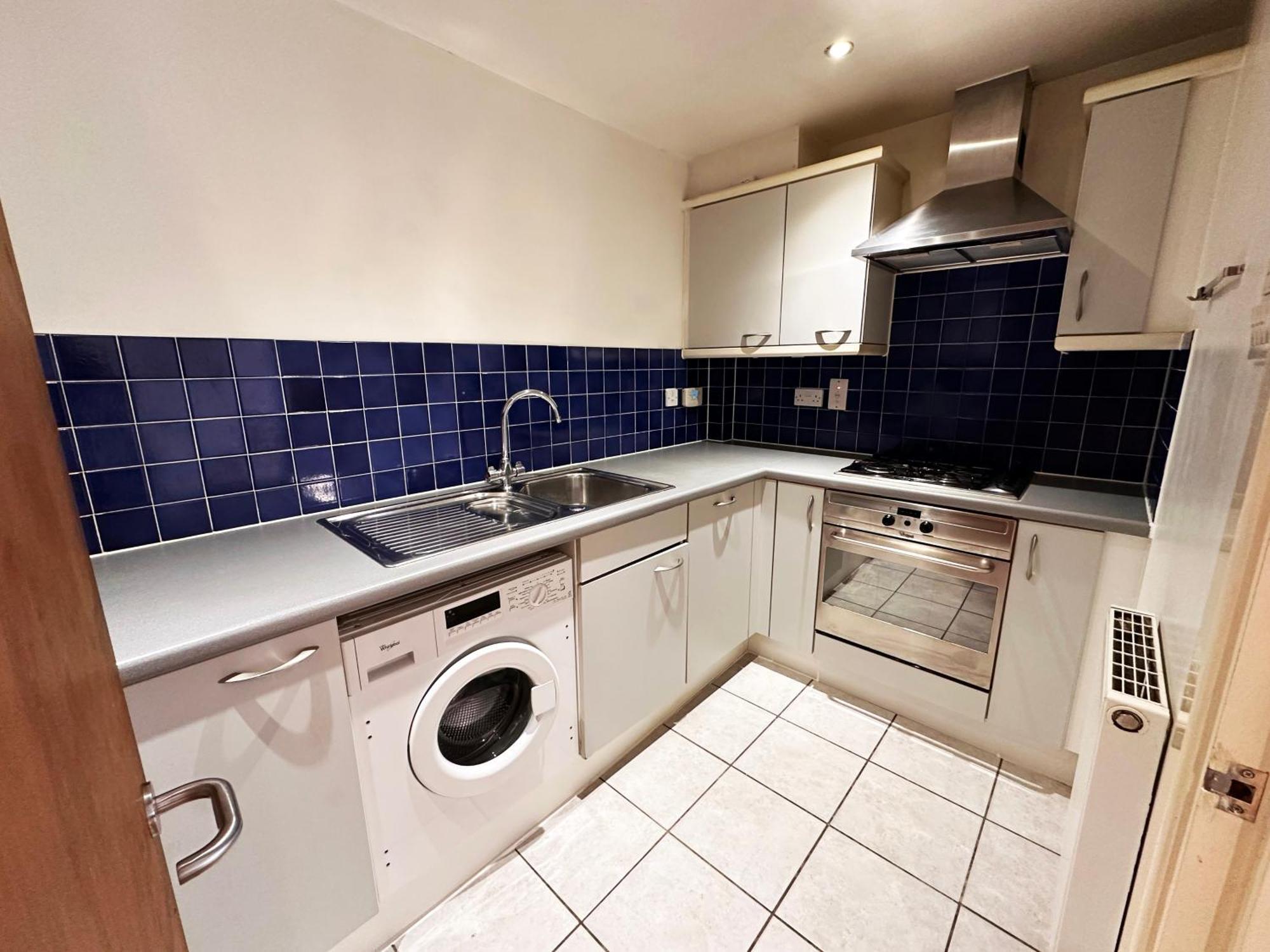 Lovely 1 Bedroom In Royal Docks By The River Apartment *