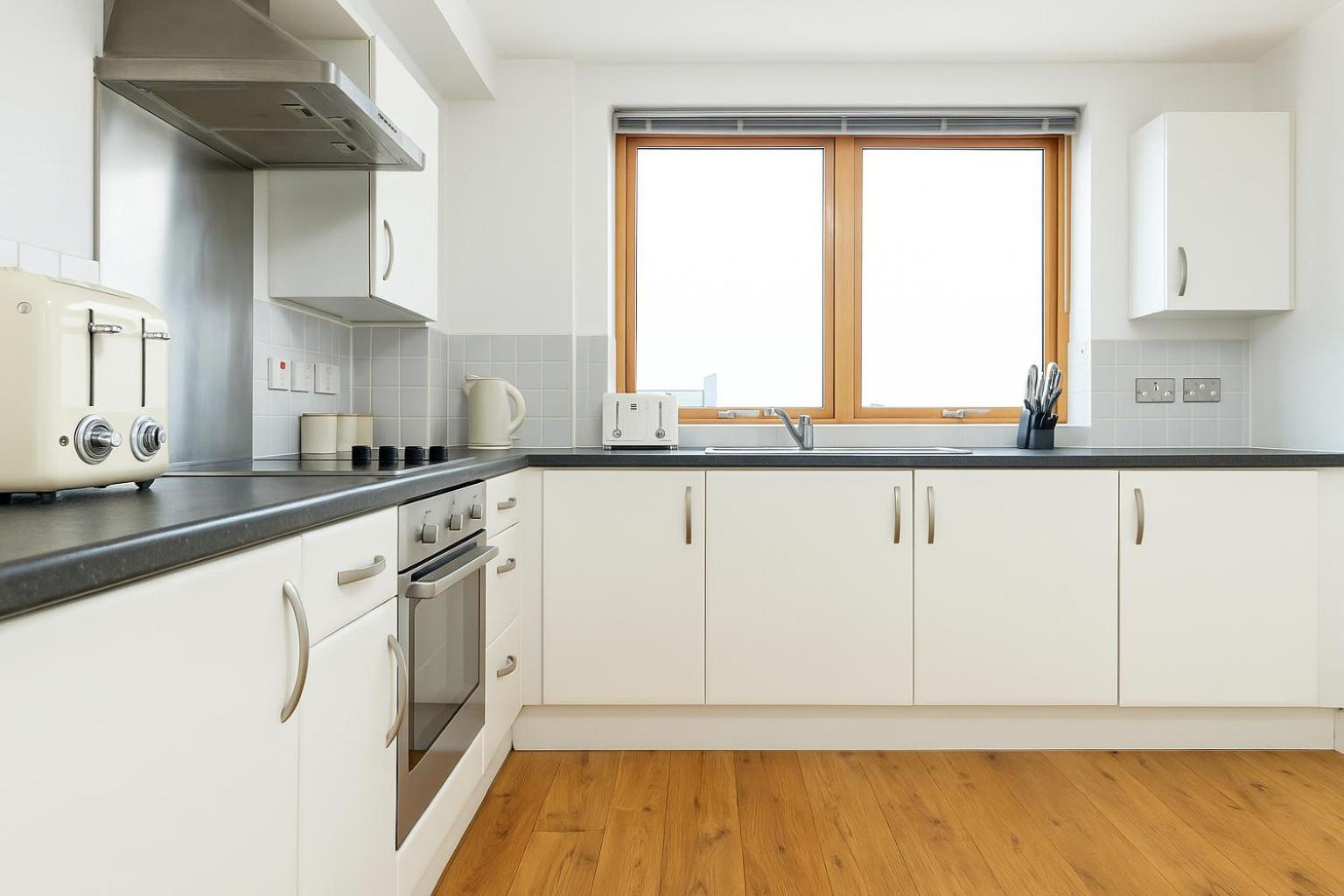 Modern 2-bedroom Flat Near Emirates Stadium - * London
