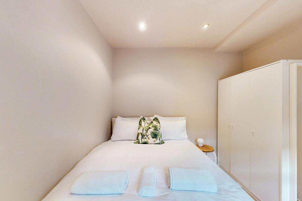 Charming 1 Bedroom Near Shepherds Bush Station Apartment