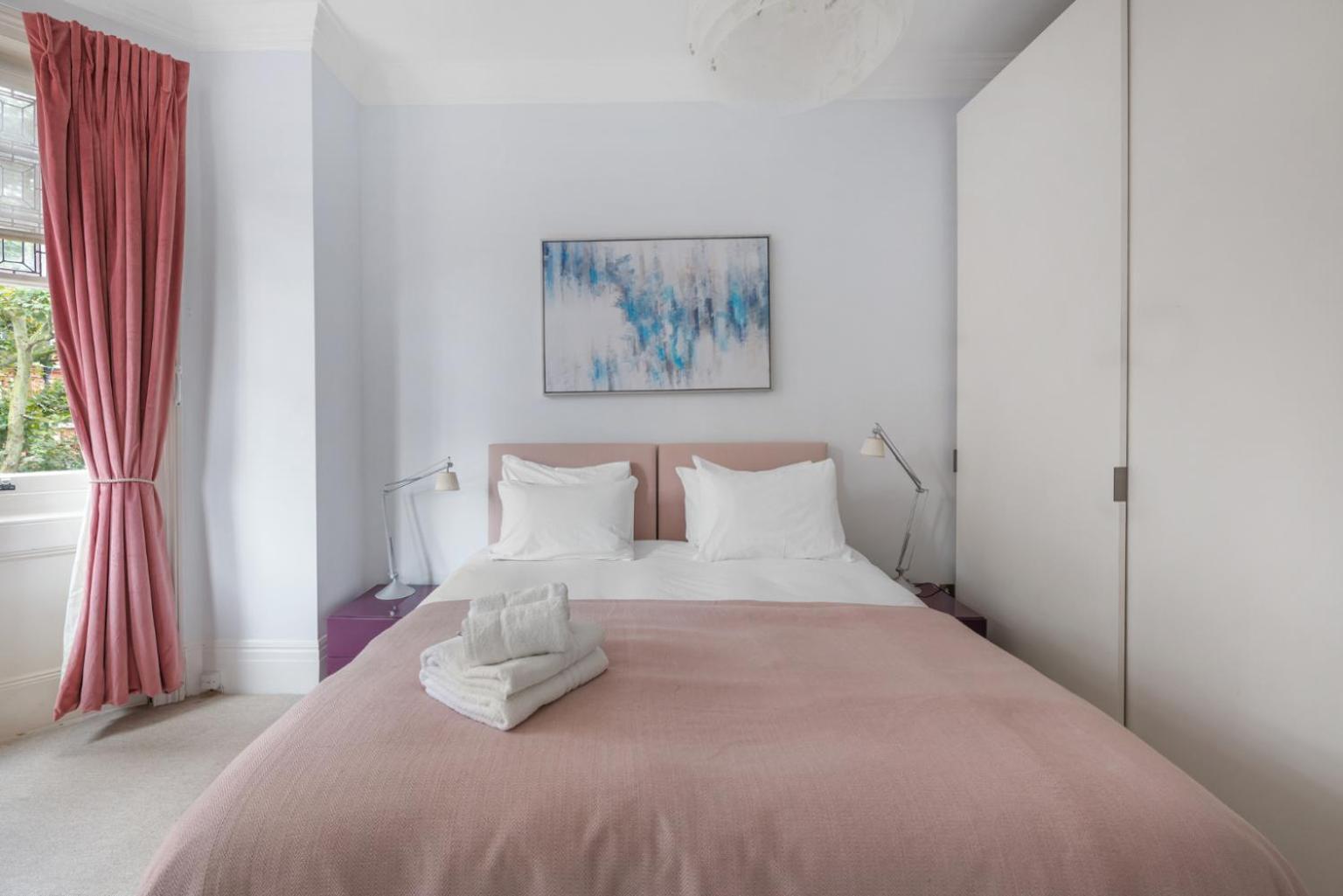 Casa Italia Near Sloane Square, Harrods And Kings Road - Washing Machine & Wifi Apartment