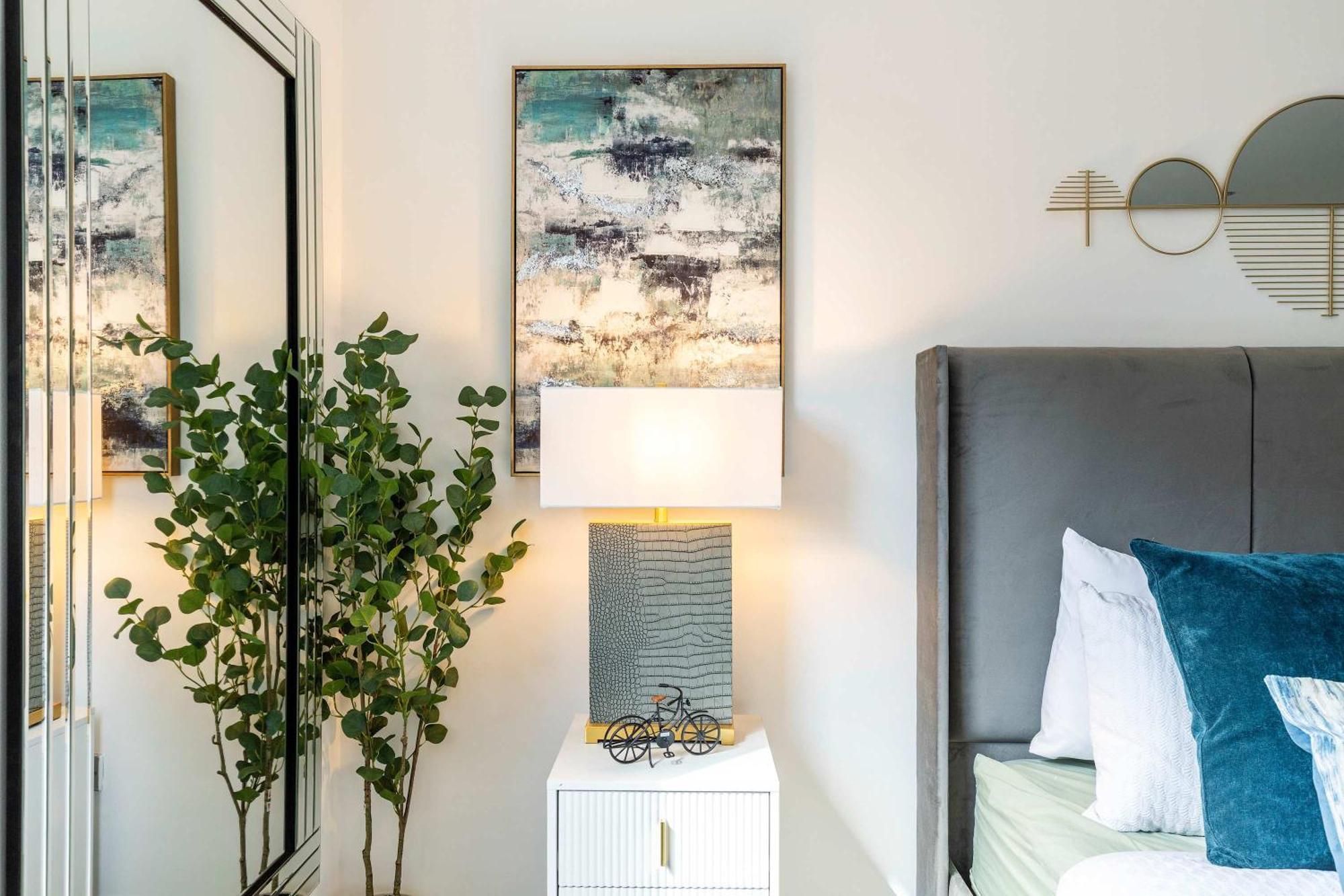 Apartment Italian Elegance In Riverside Battersea London