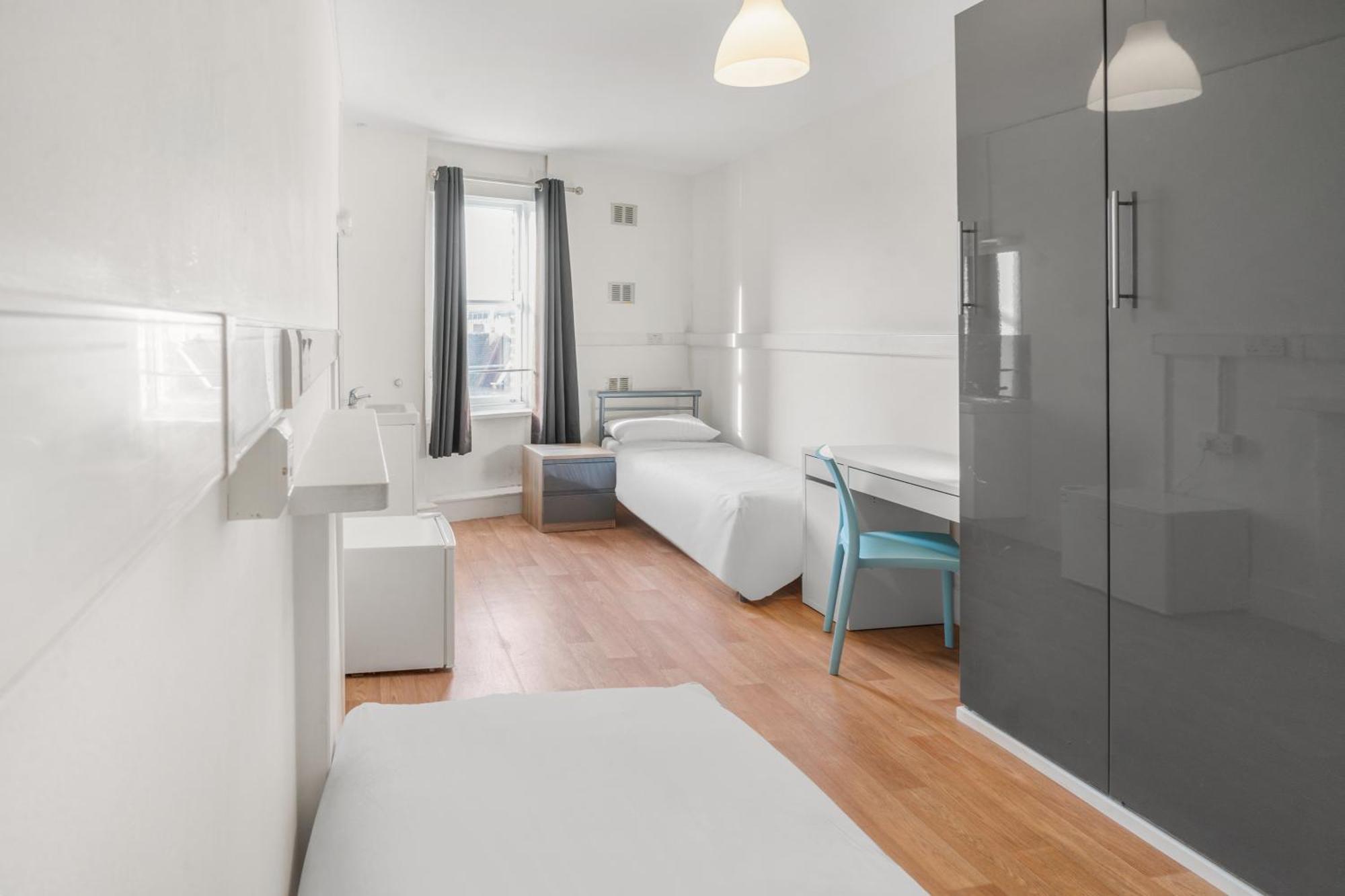 Hostel Bowden Court *