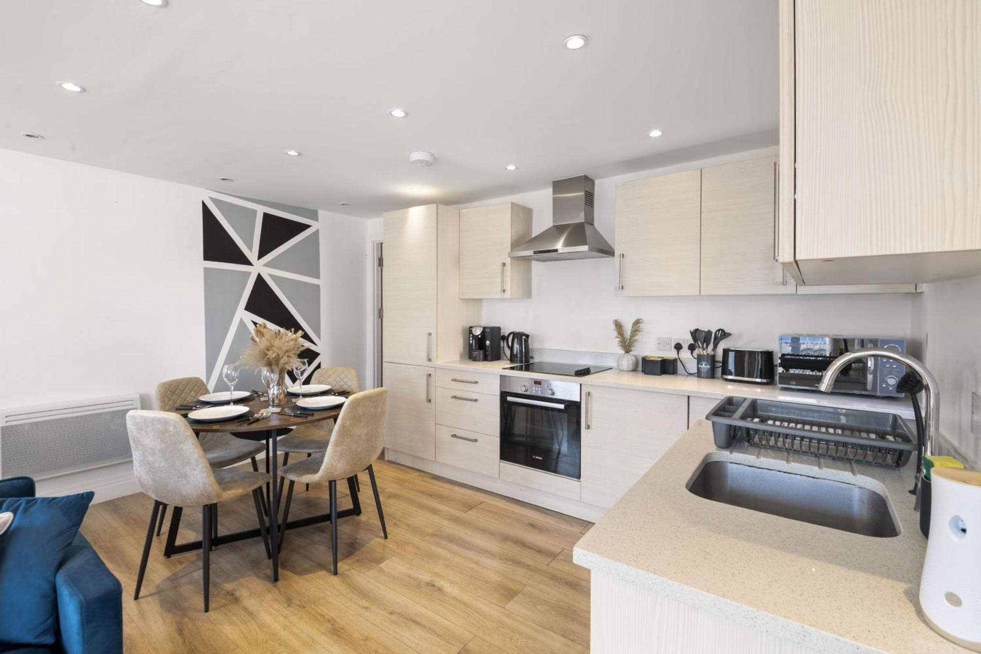 2 Bdr, Wembley Stadium, Parking, Family Friendly