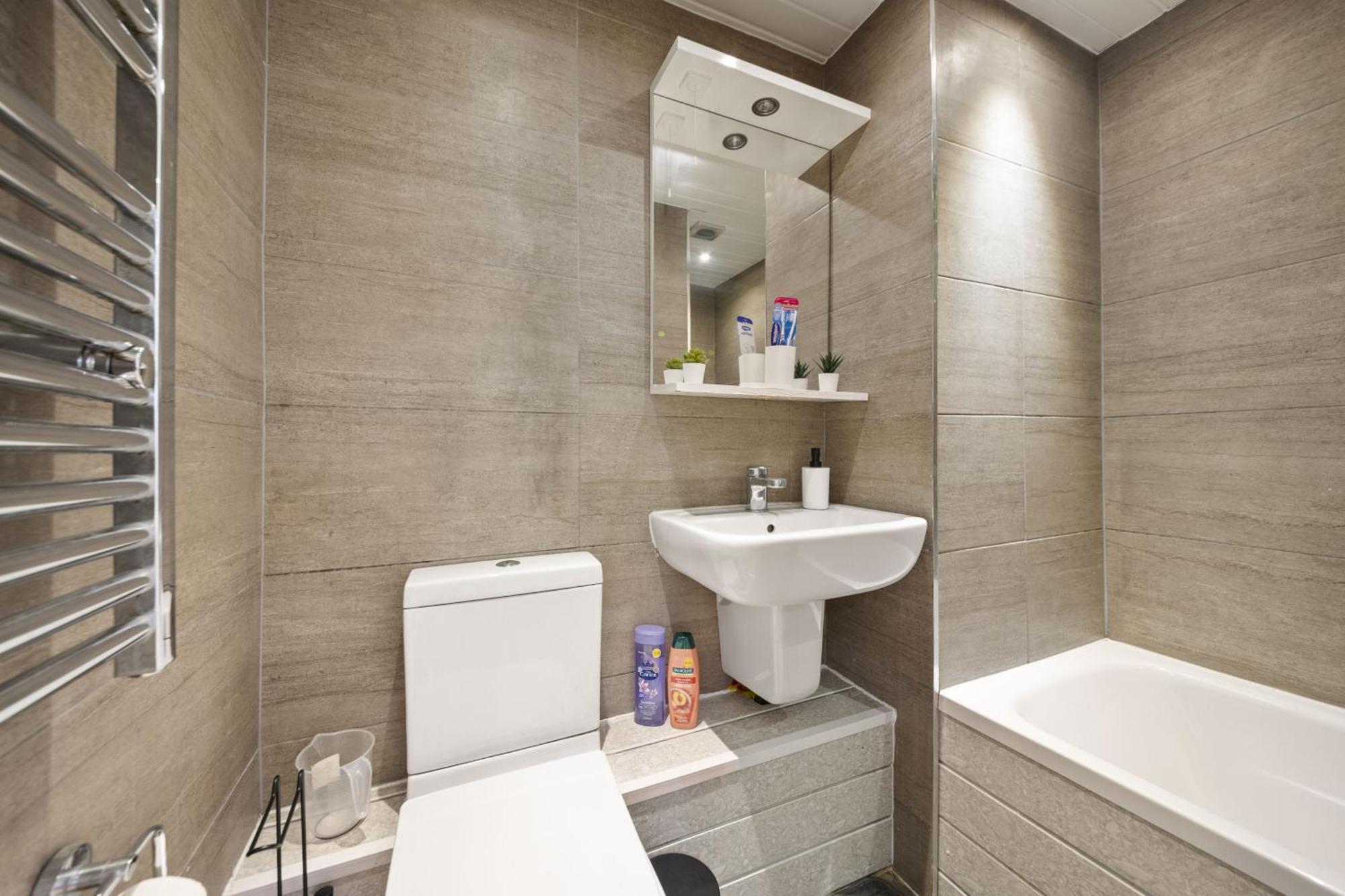 Leilighet 2 Bdr, Wembley Stadium, Parking, Family Friendly