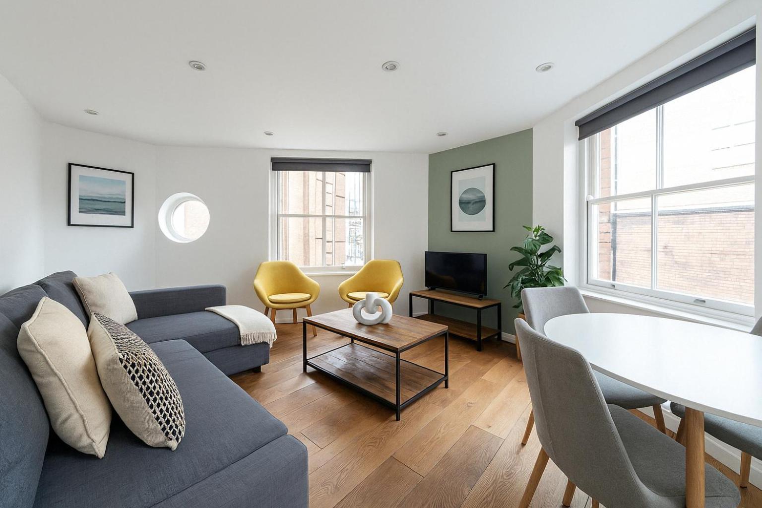 Clerkenwell Spacious Flat *