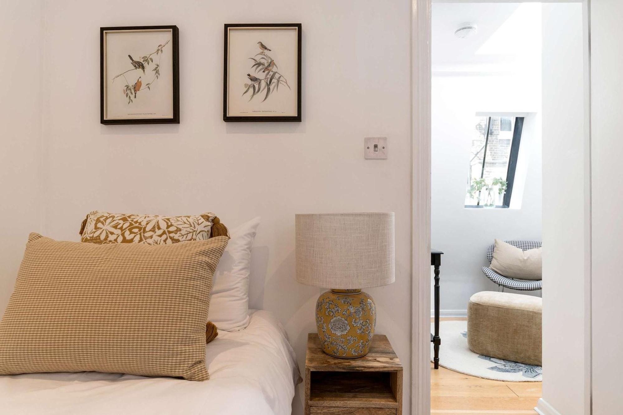 Madestays Premium Hyde Park Townhouse Holiday home London