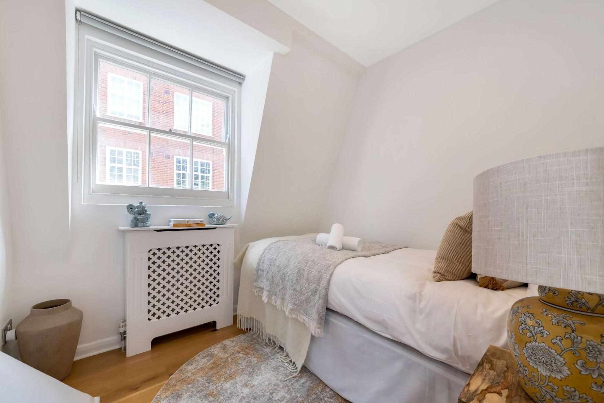 Madestays Premium Hyde Park Townhouse *