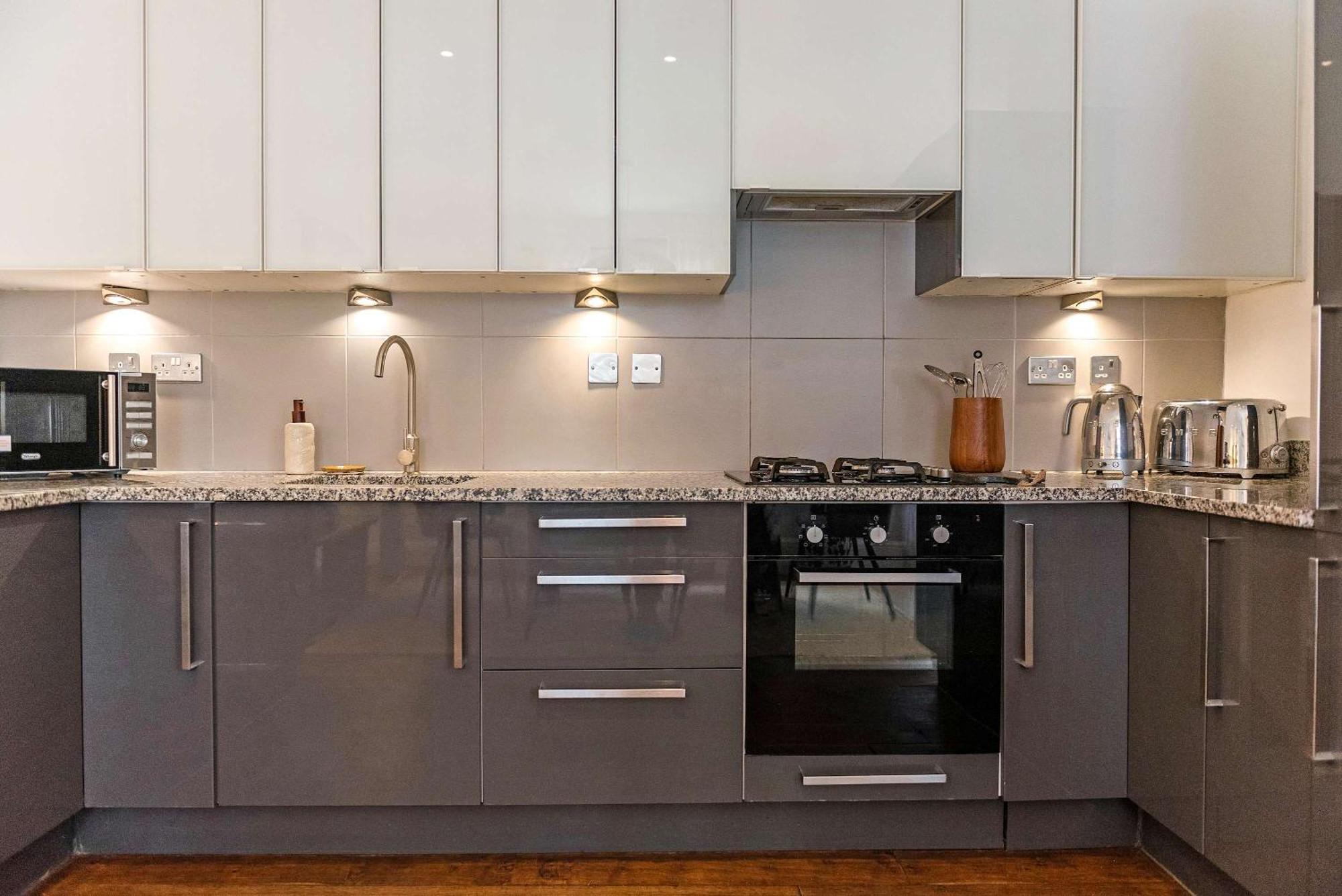 Madestays Premium Hyde Park Townhouse London