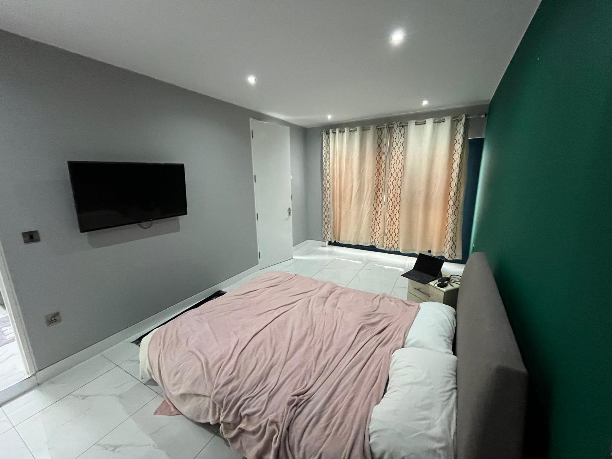 Holborn Beautiful One Bedroom Flat London