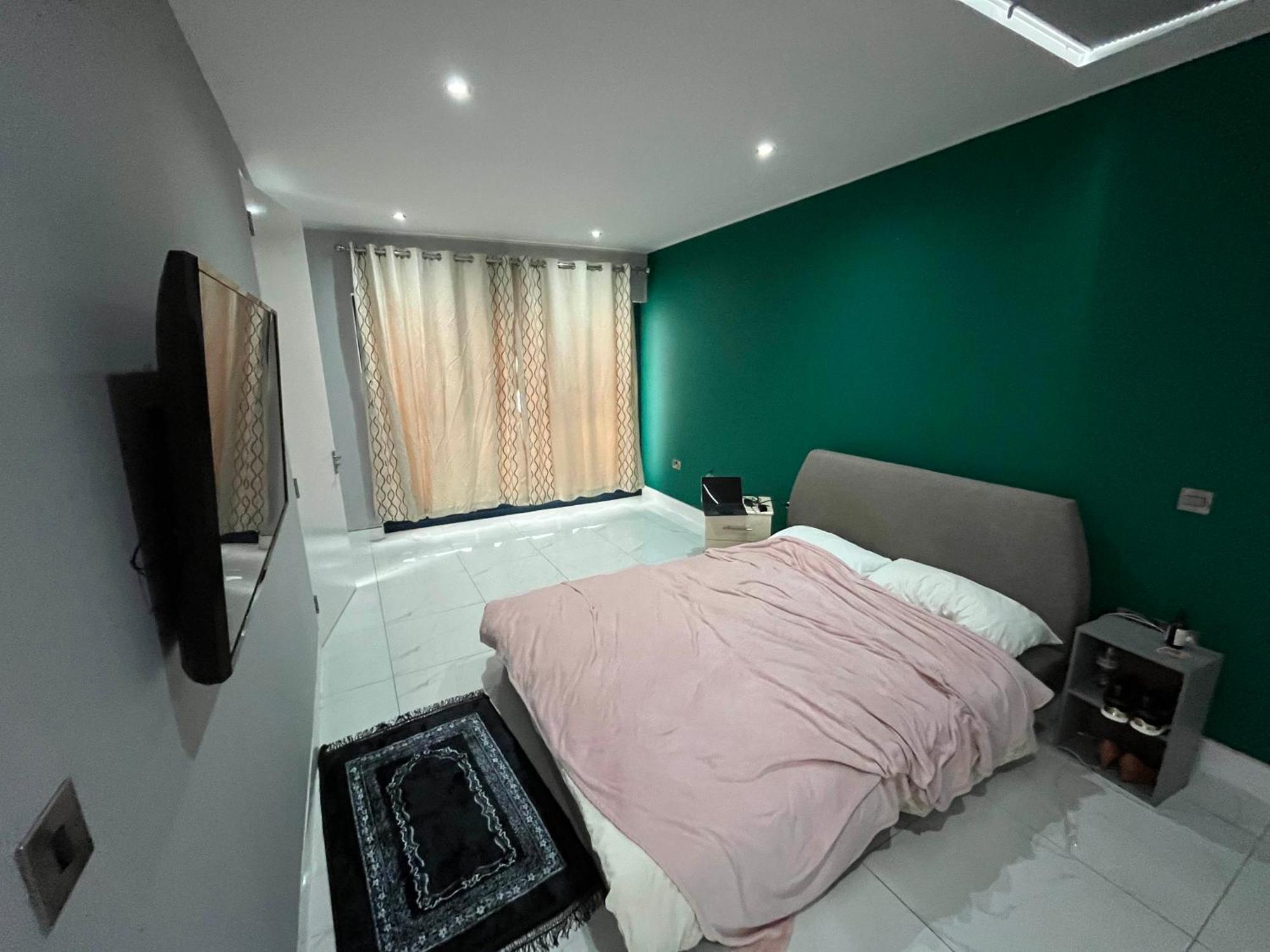 Holborn Beautiful One Bedroom Flat * London