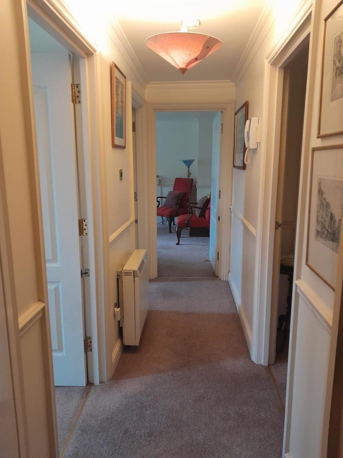 Garden View Flat On Georgian Square In Fitzrovia Appartement Londen