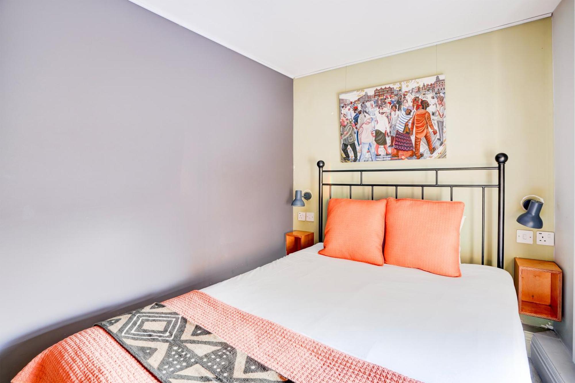 Peckham By Belvilla 3* London