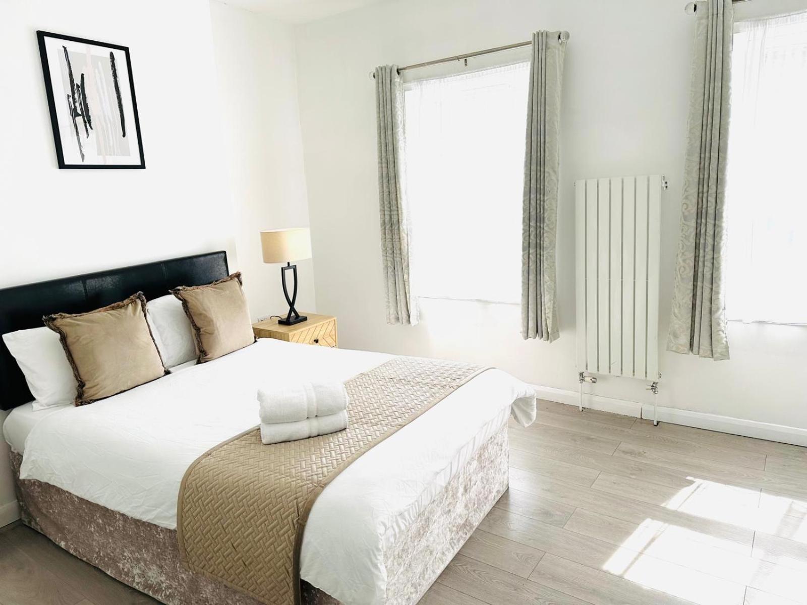 Guest house Westferry *