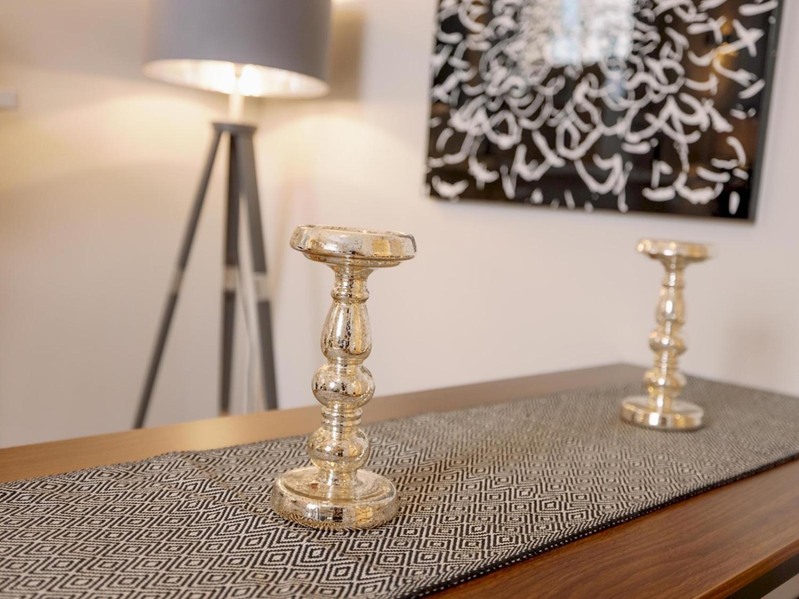 Leilighet Pass The Keys Lovely 2-bedroom Flat In Pimlico W Outdoor Patio *