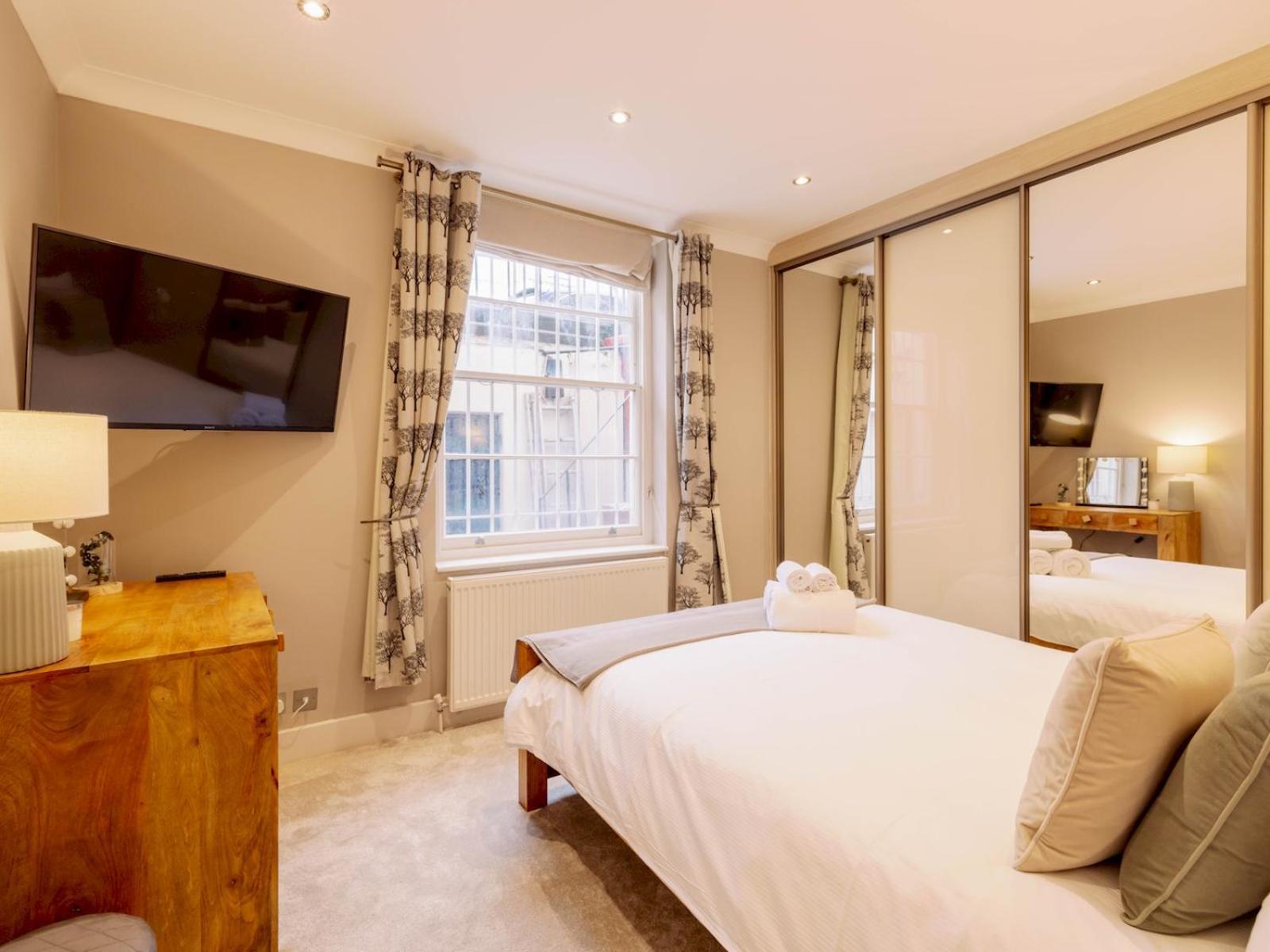 Pass The Keys Lovely 2-bedroom Flat In Pimlico W Outdoor Patio Leilighet London