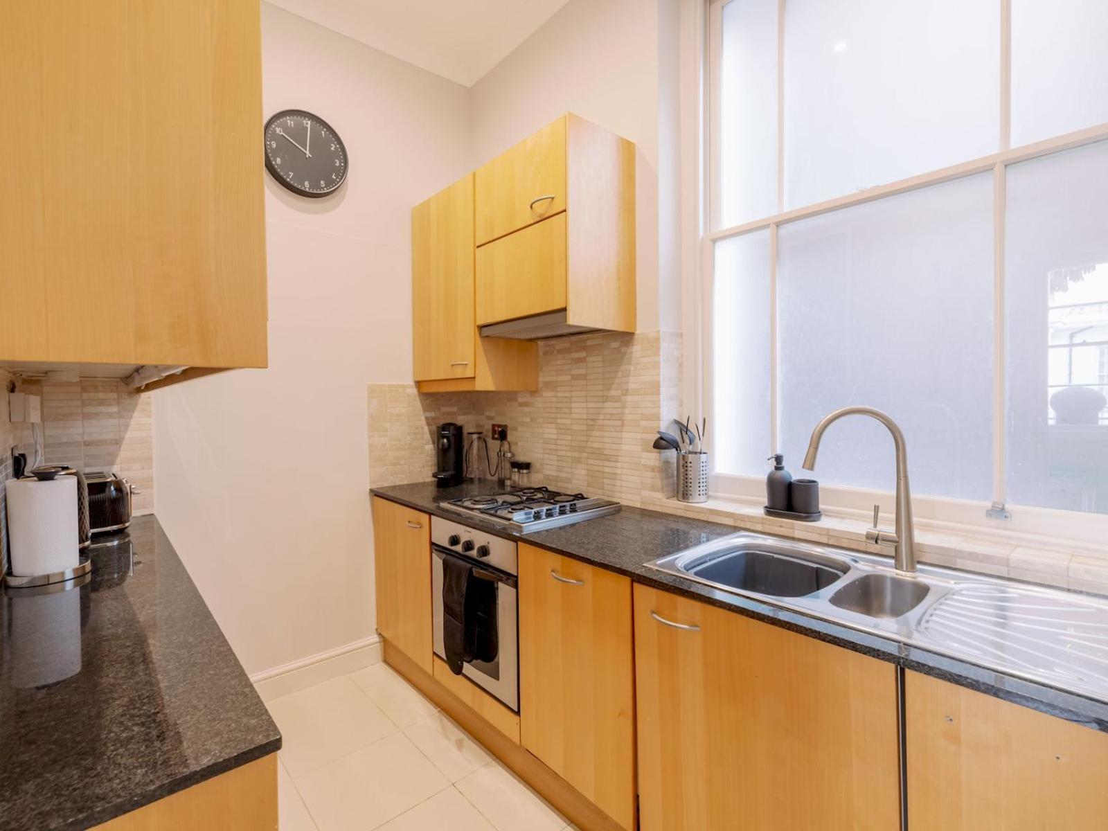 Leilighet Pass The Keys Lovely 2-bedroom Flat In Pimlico W Outdoor Patio London