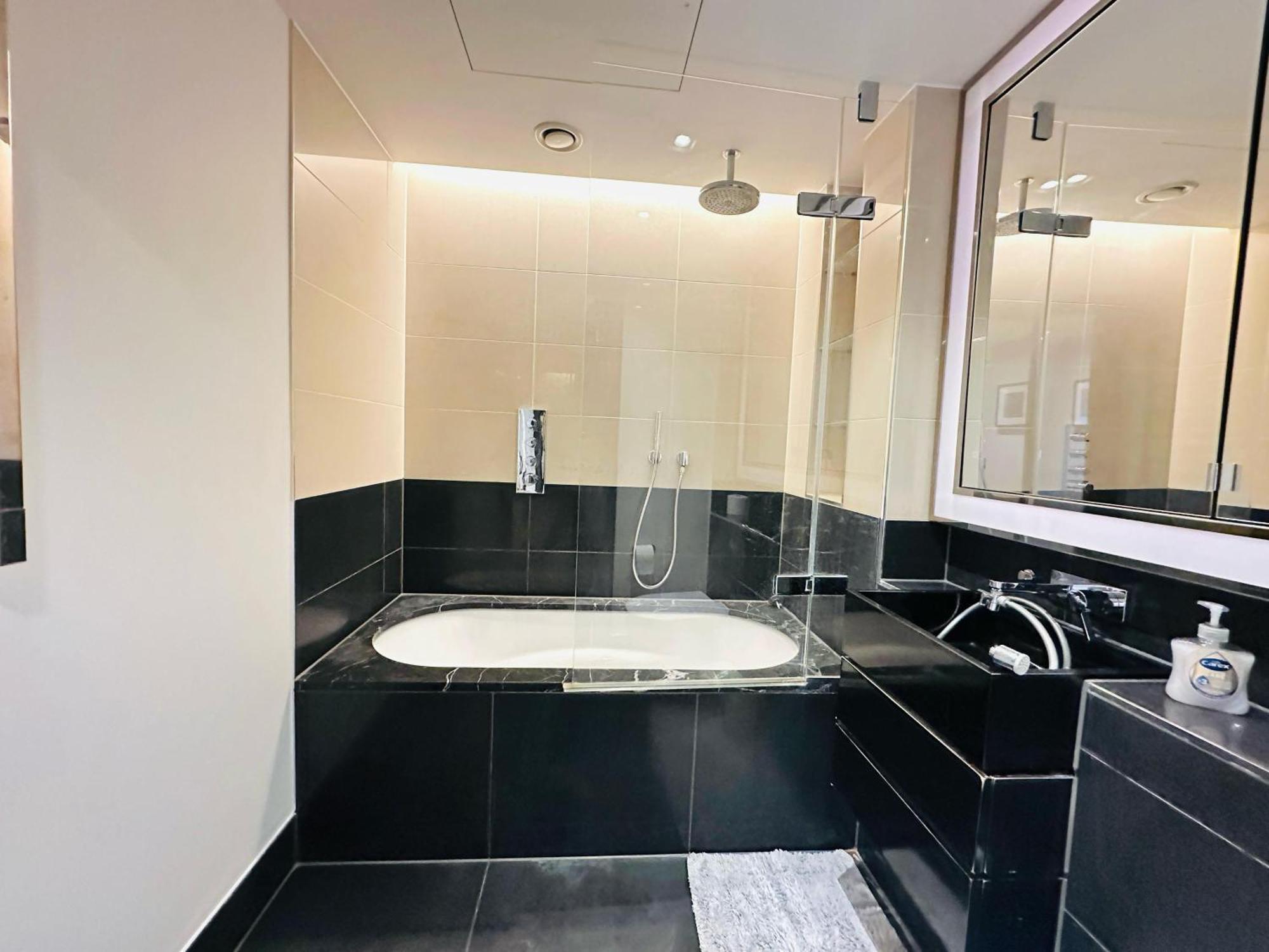 Apartment The Westminister Pearl 2b2b *