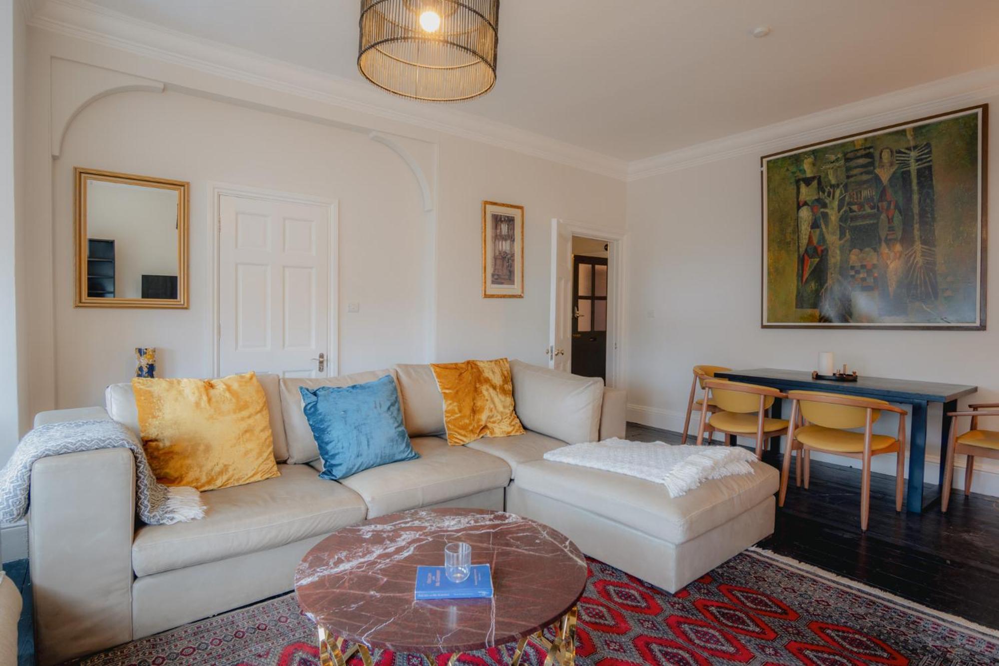 The Egerton - Luxury London