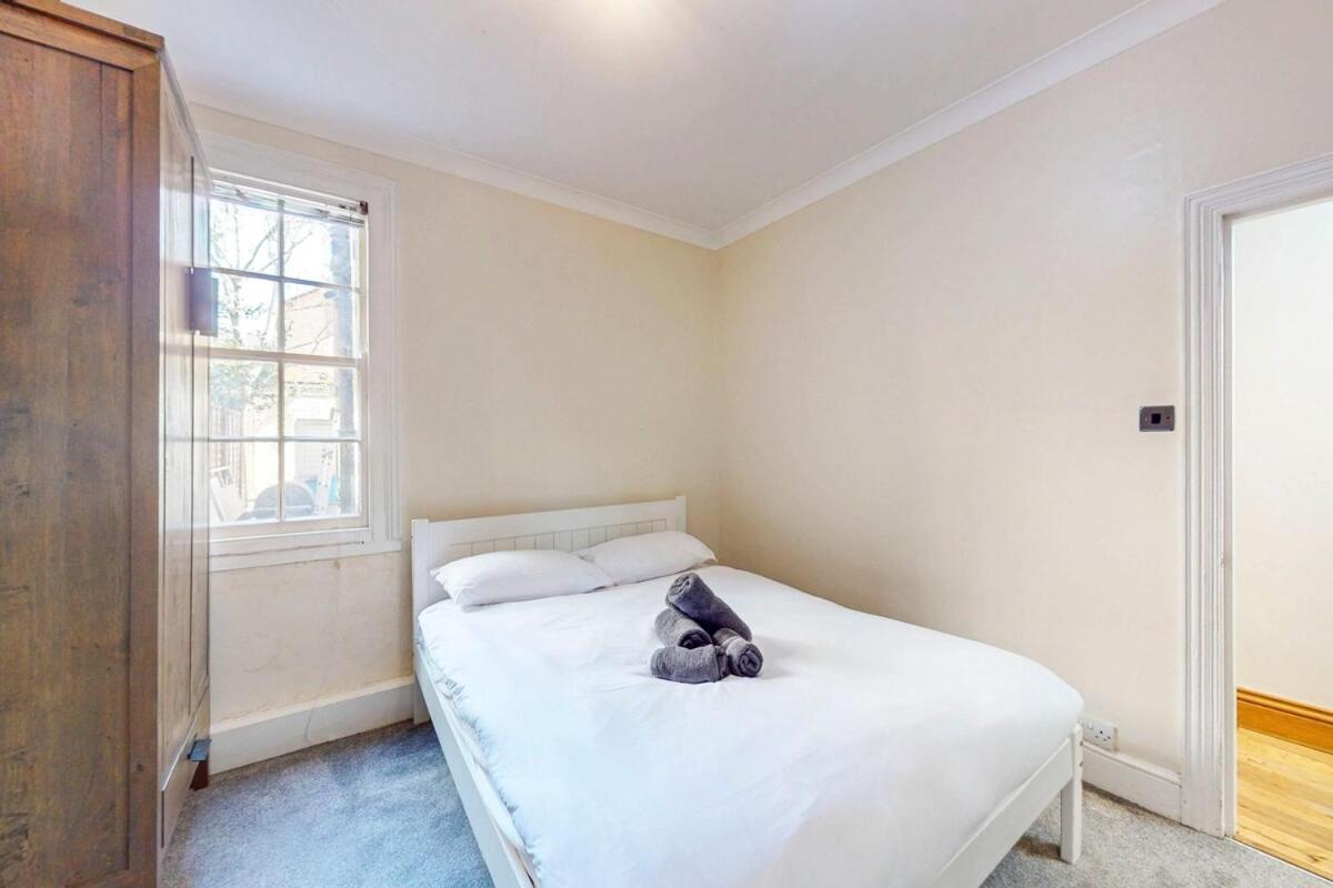 Quaint 2 Bedroom Flat -10 Min To Tower Bridge *