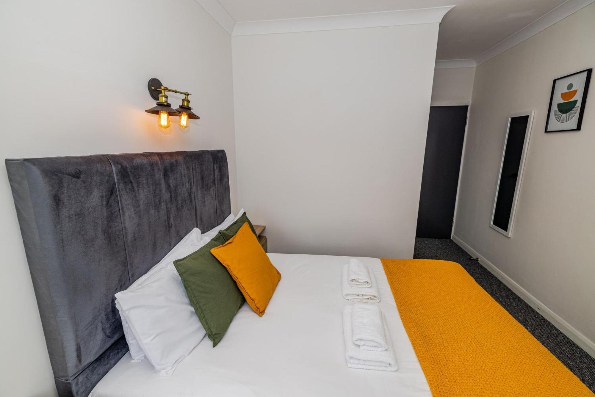Woodford London
