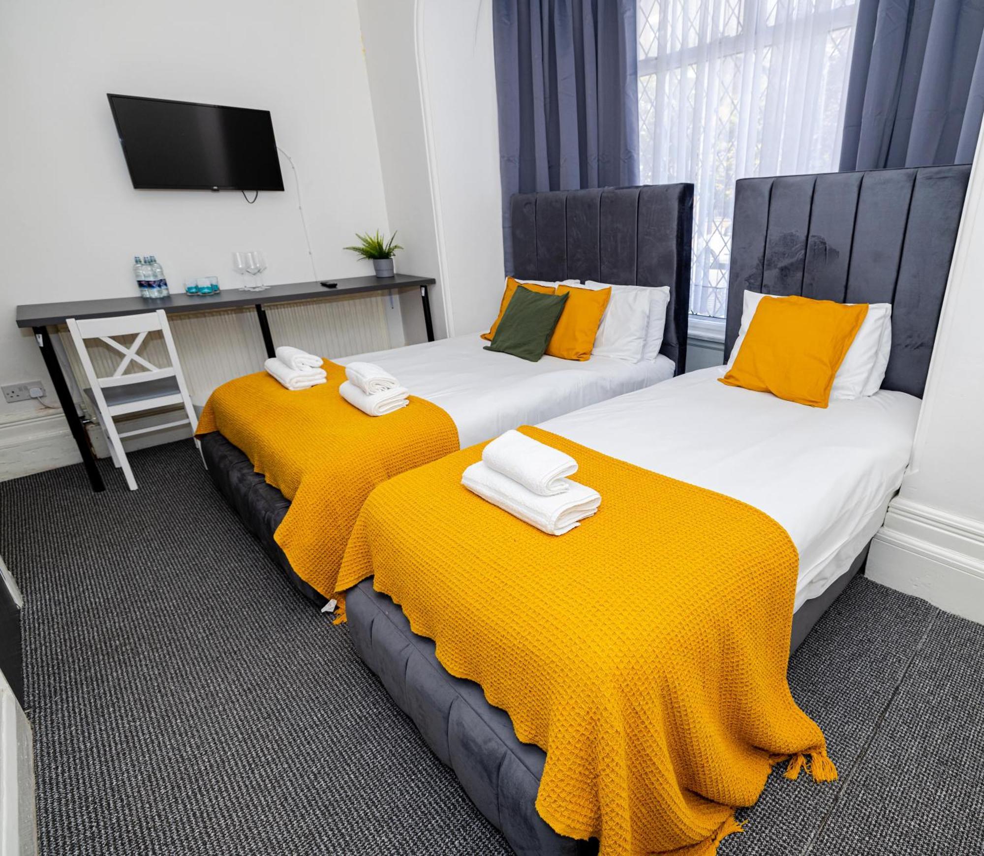 Woodford Hotel London