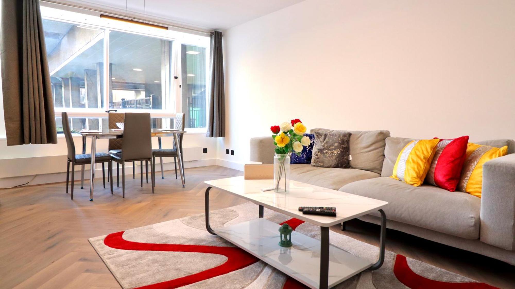Luxury 2 Bedroom By Aljoori *