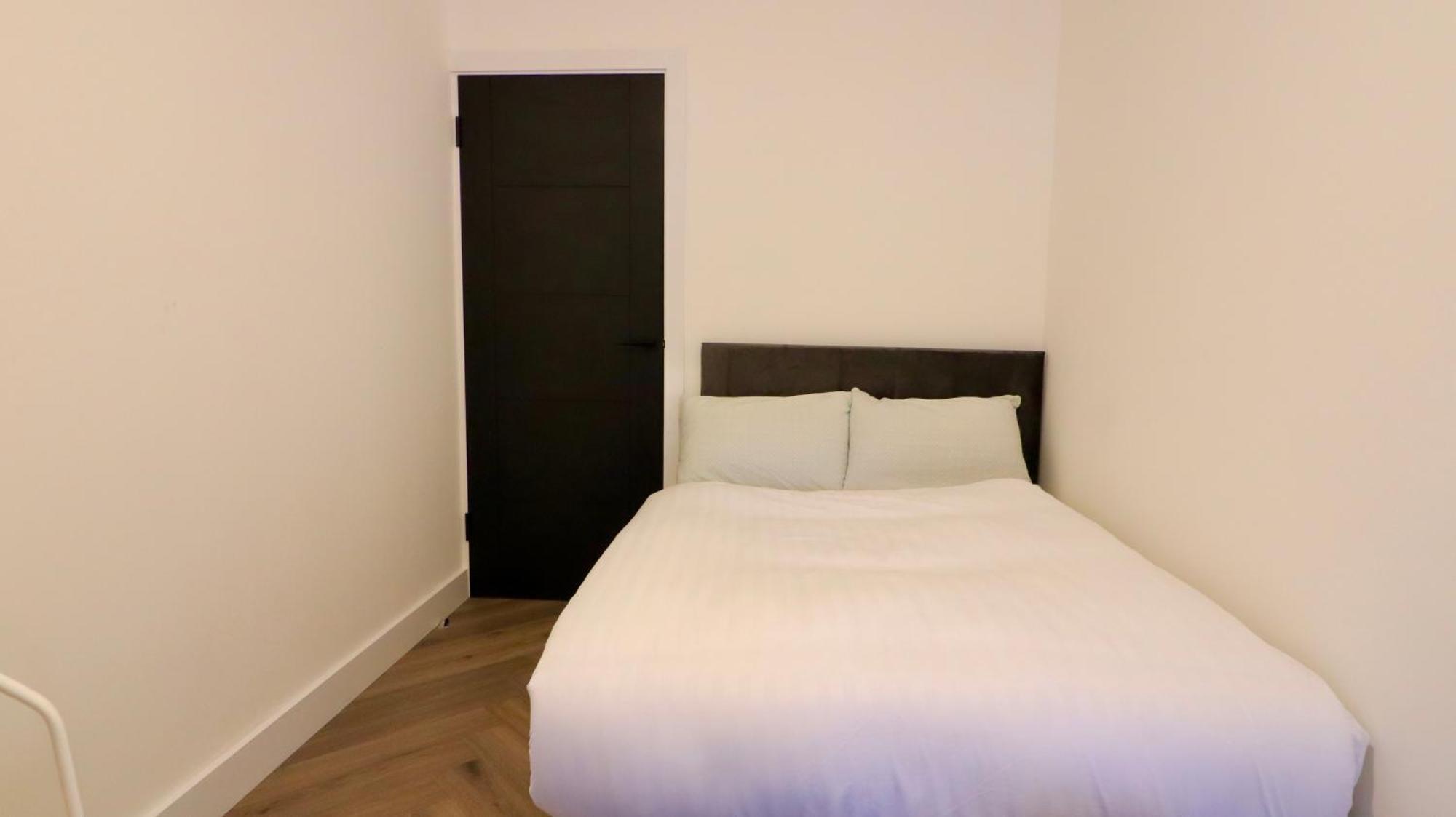 Luxury 2 Bedroom By Aljoori Apartment