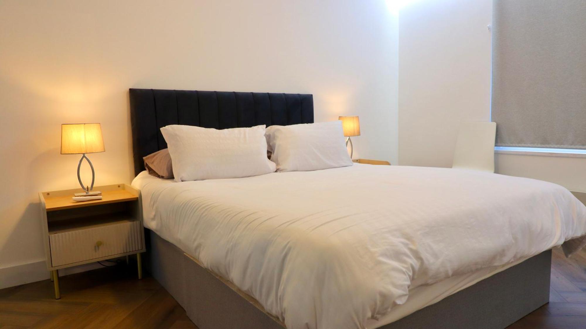 Apartment Luxury 2 Bedroom By Aljoori *